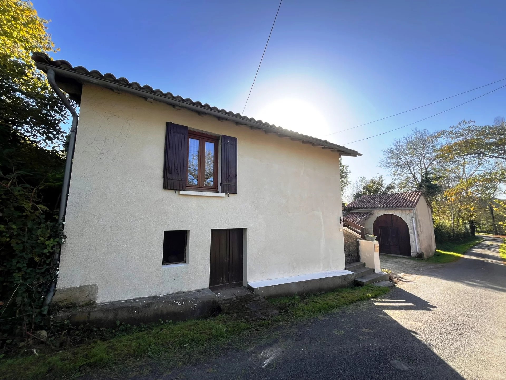 House in Saint-Privat-des-Pres - view 1