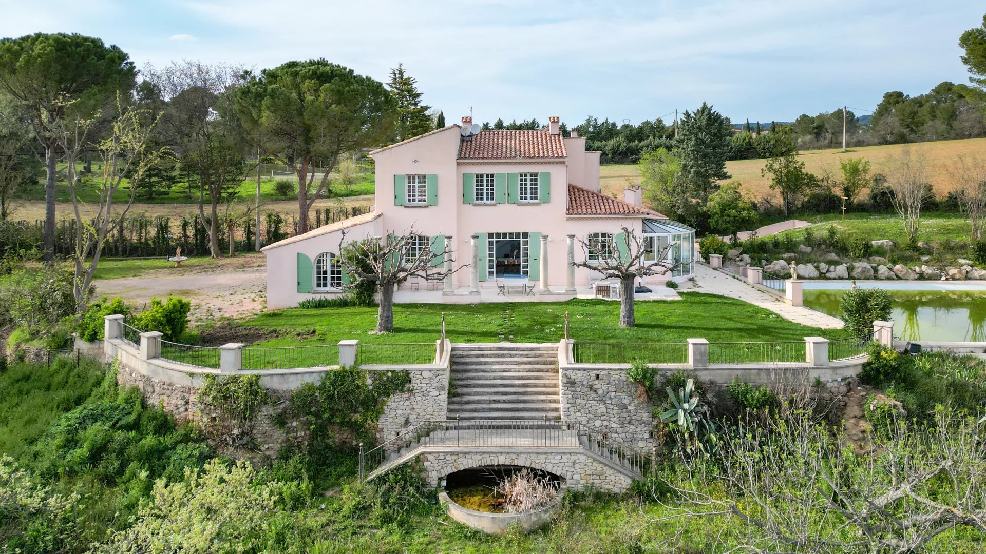 House in Aix-en-Provence - view 1