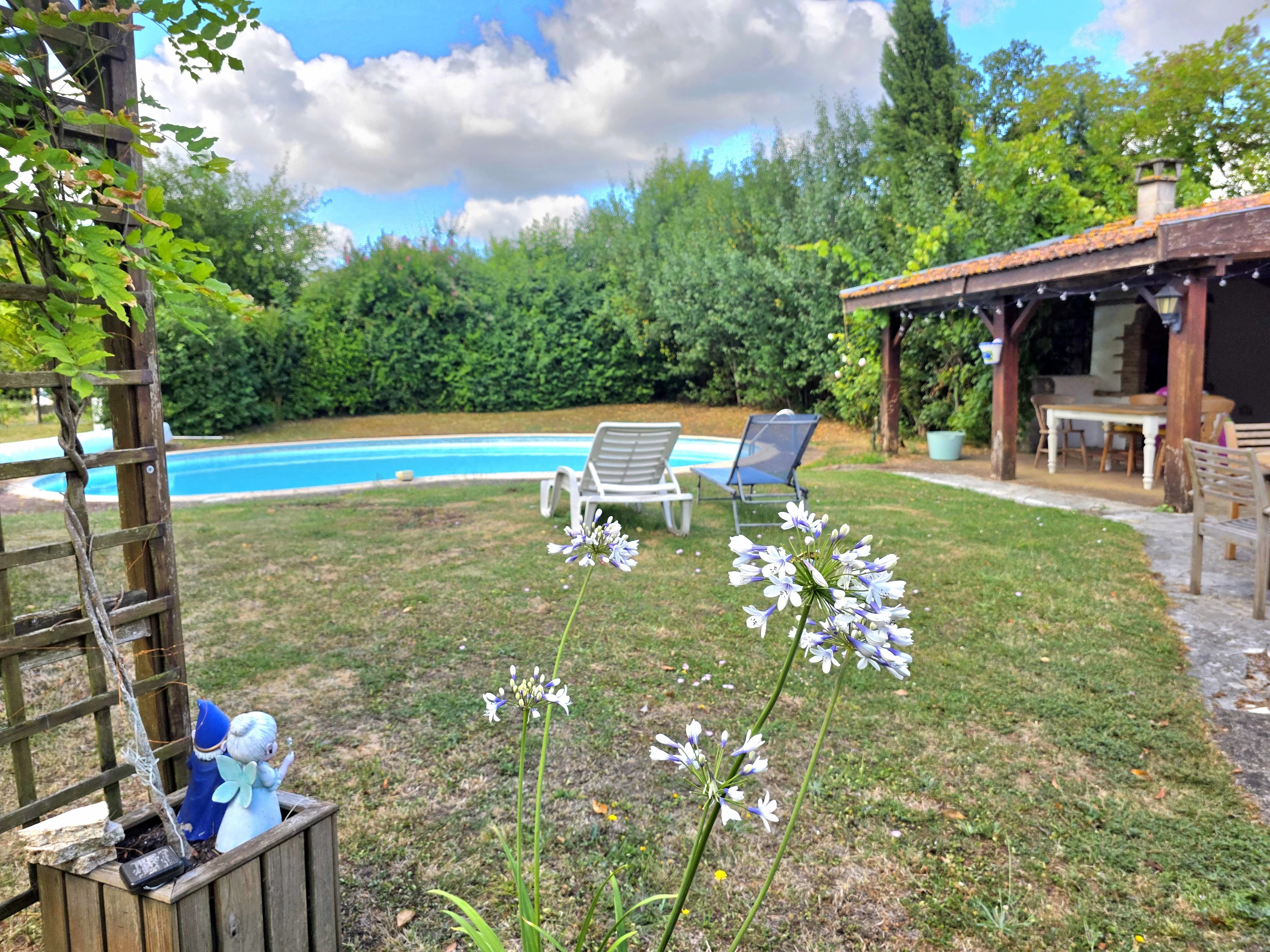 House in Thenac - view 1