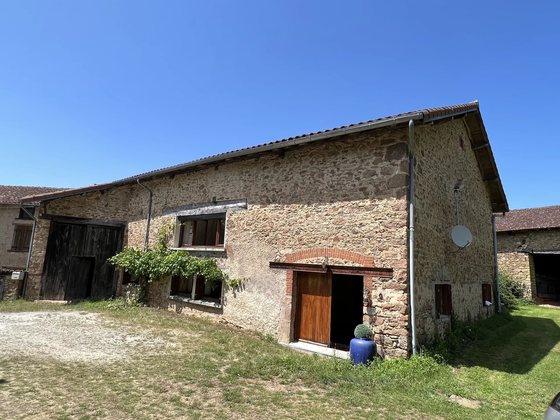 House in Bosmie-l'Aiguille - view 1