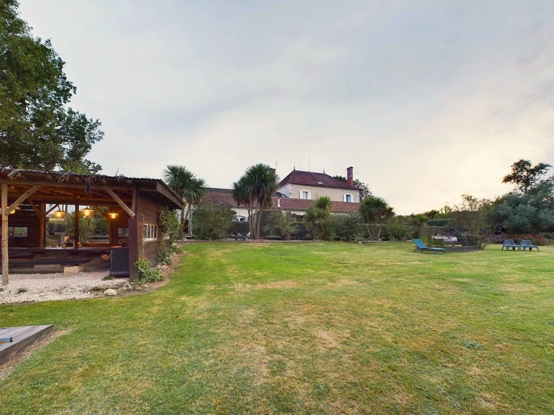 House in Montpon-Menesterol - view 1