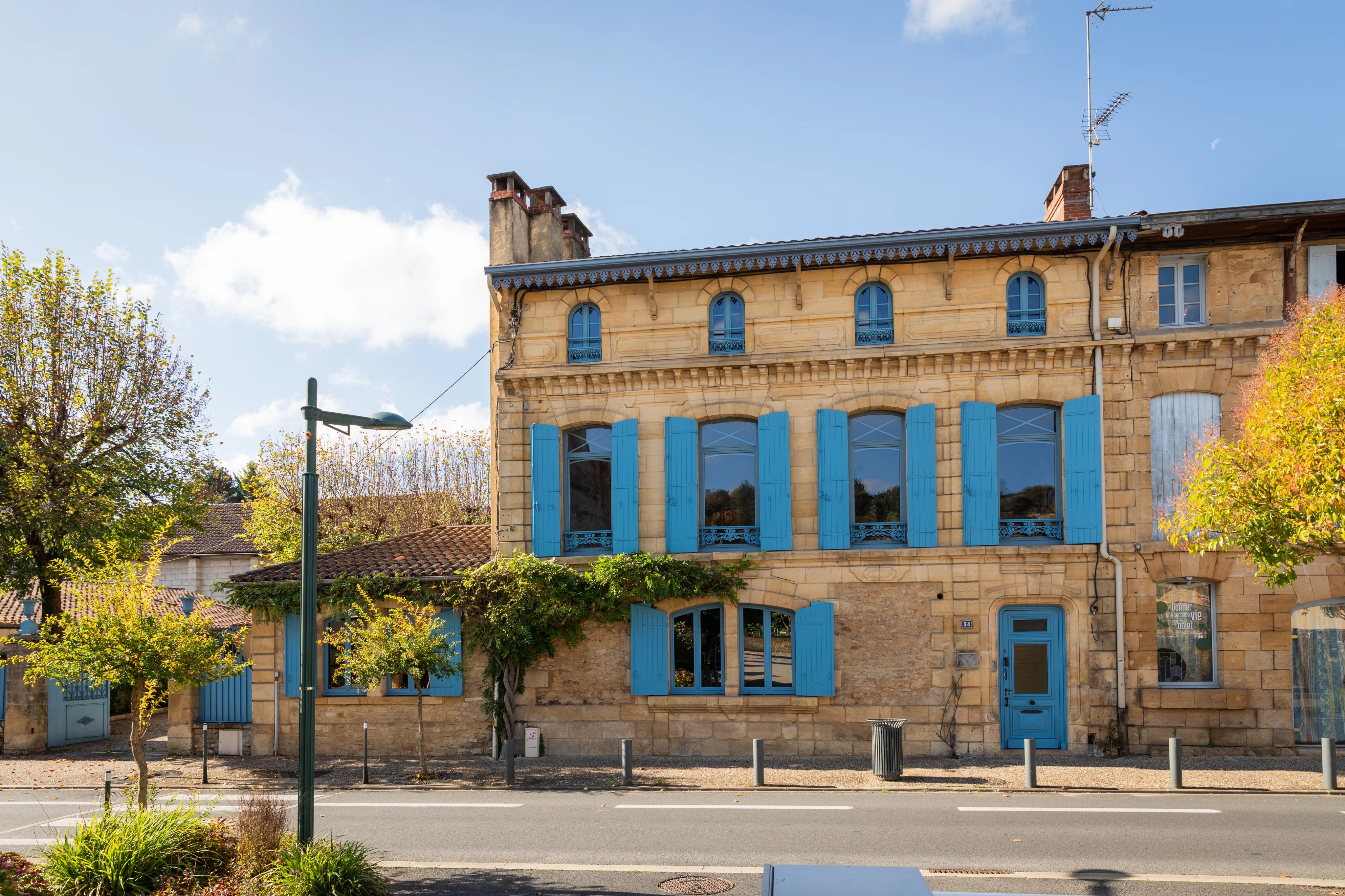 House in Arrondissement de Sarlat-la-Caneda - view 1