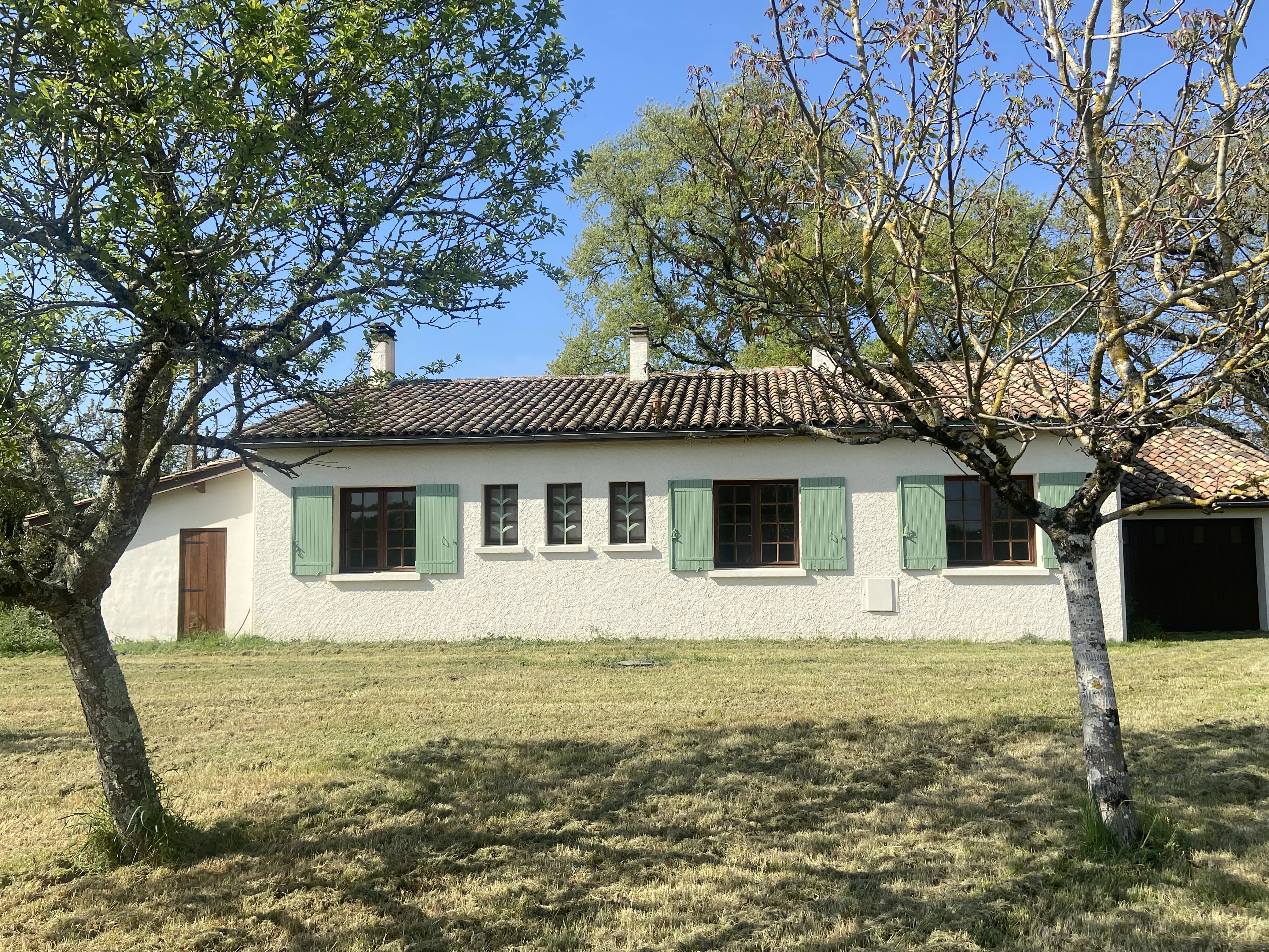 House in Miramont-de-Guyenne - view 1