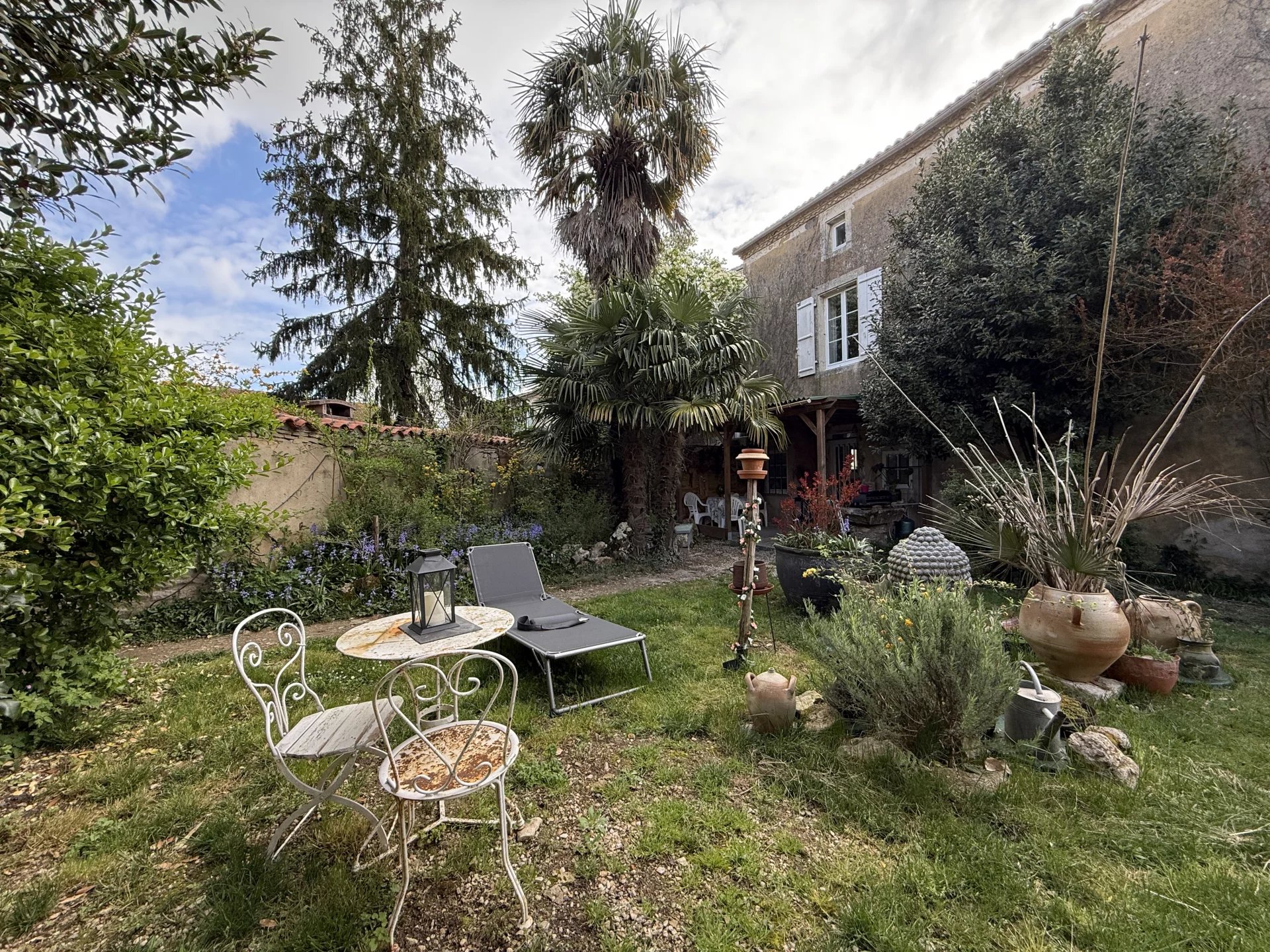 House in Ruffec - view 1