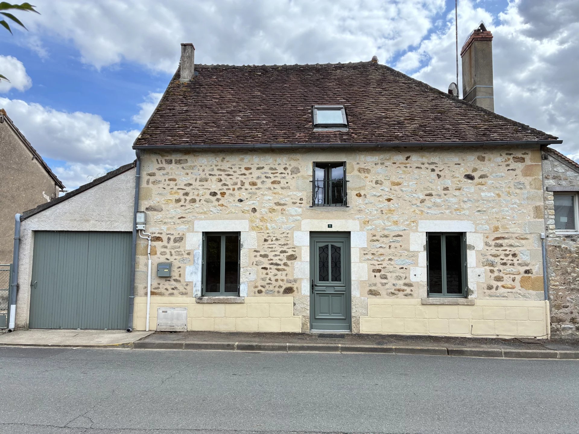 House in Lignac - view 1