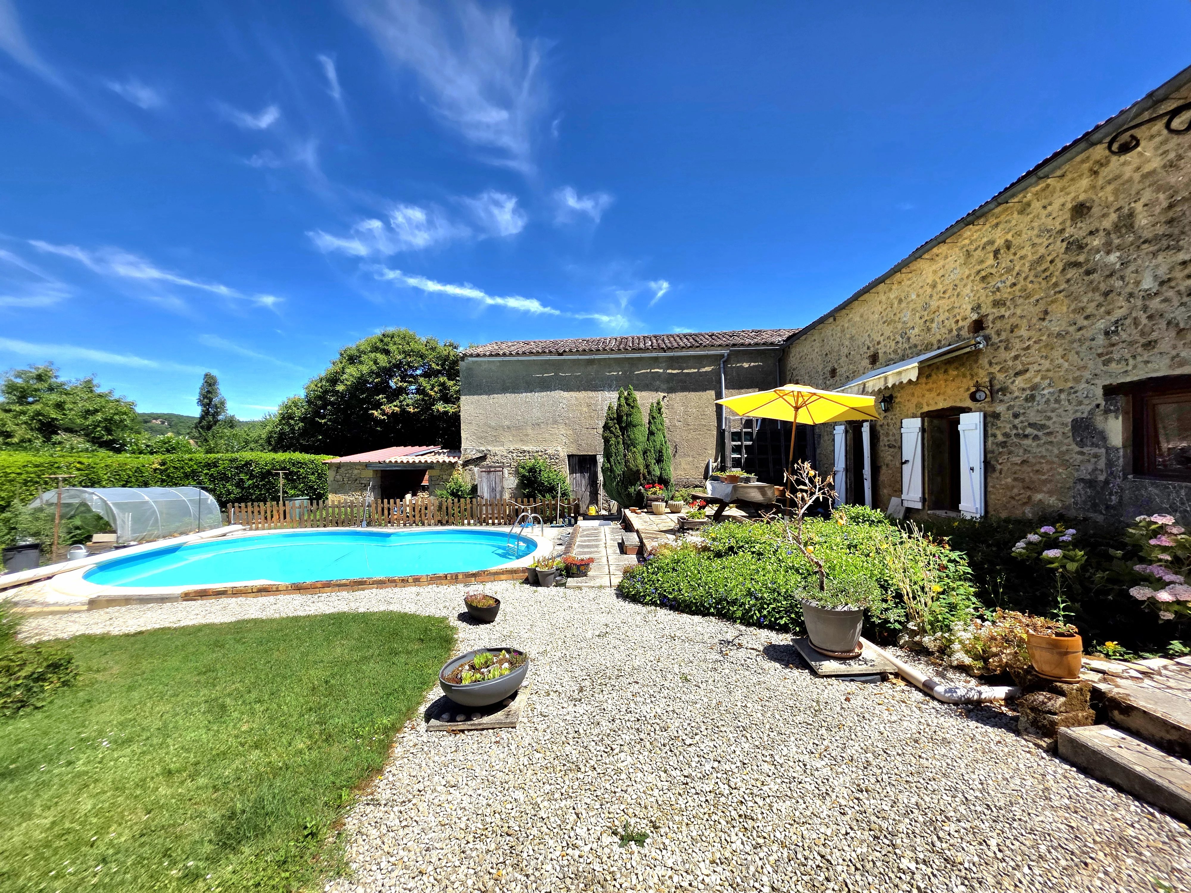 House in Tremolat - view 1