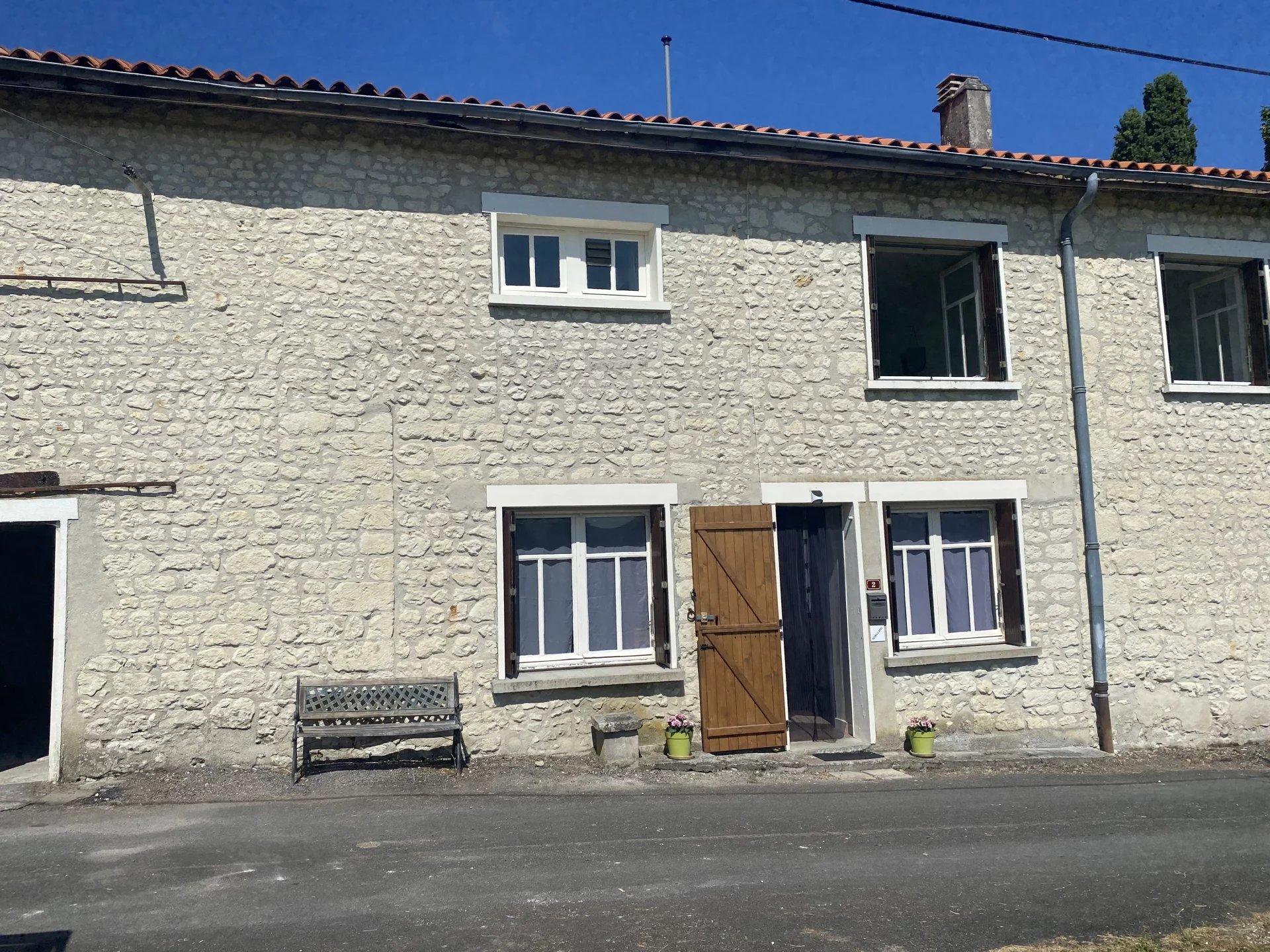 House in Salles-Lavalette - view 1