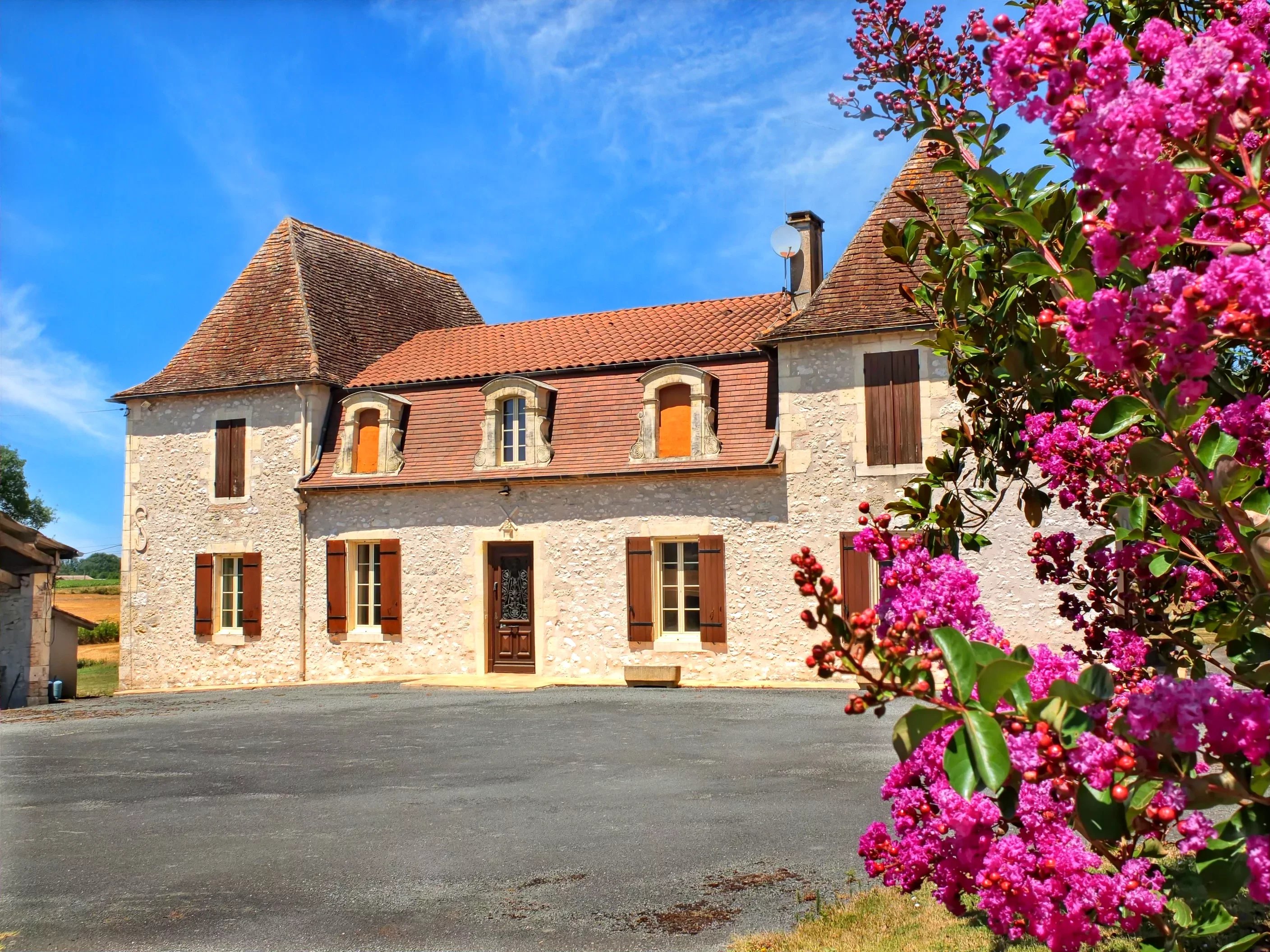 House in Villereal - view 1
