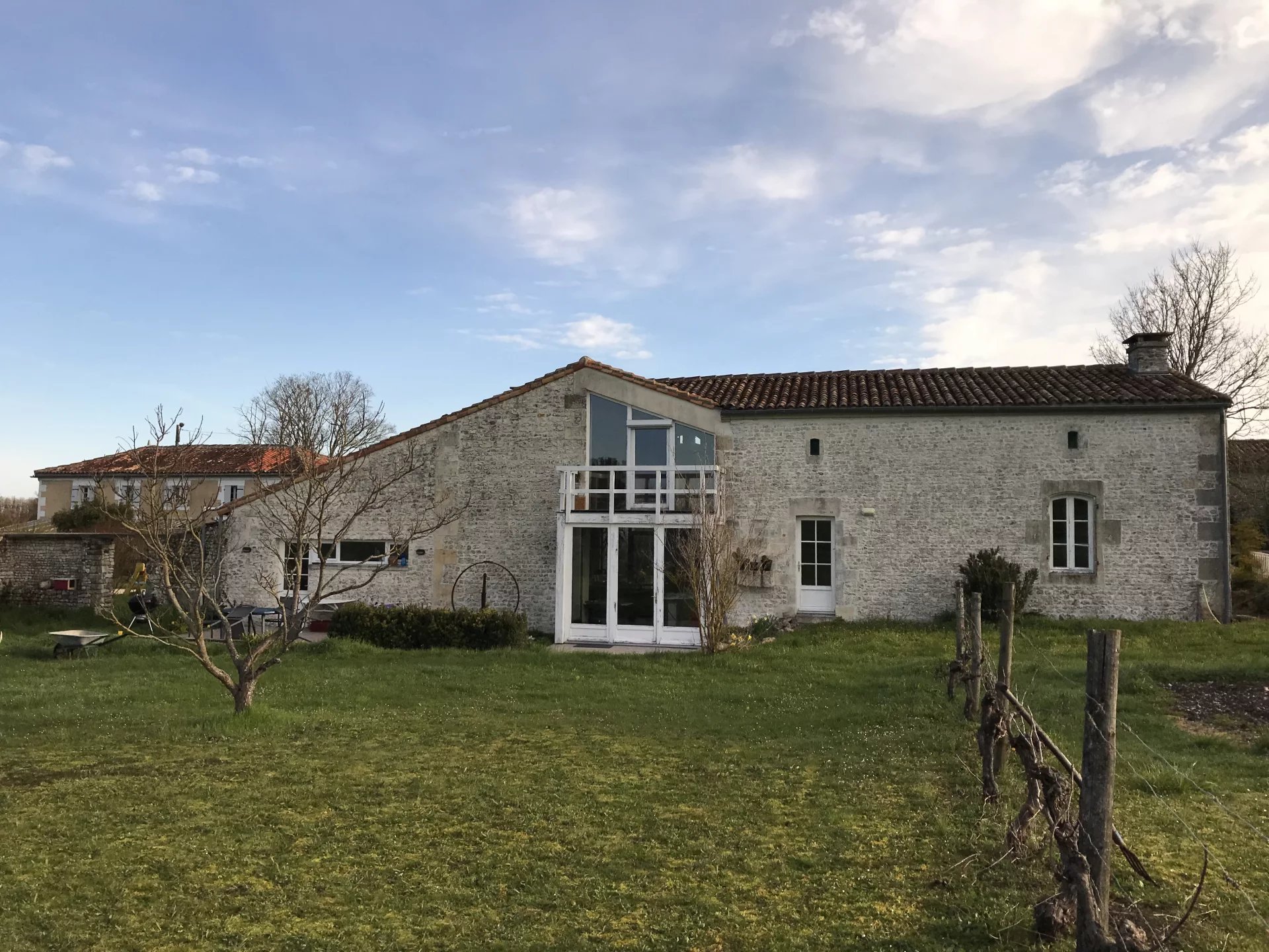 House in Archiac - view 1