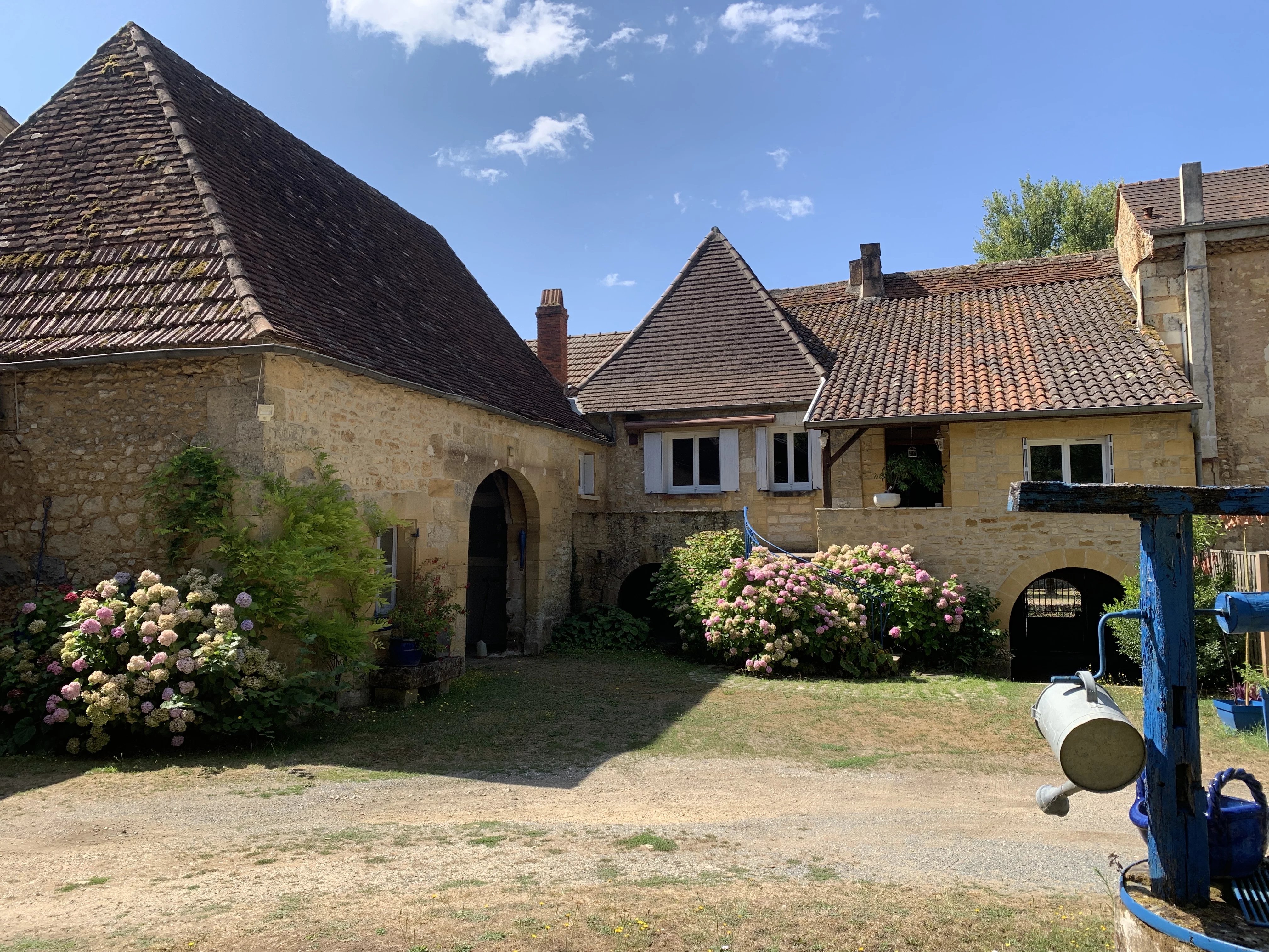 House in Saint-Cyprien - view 1