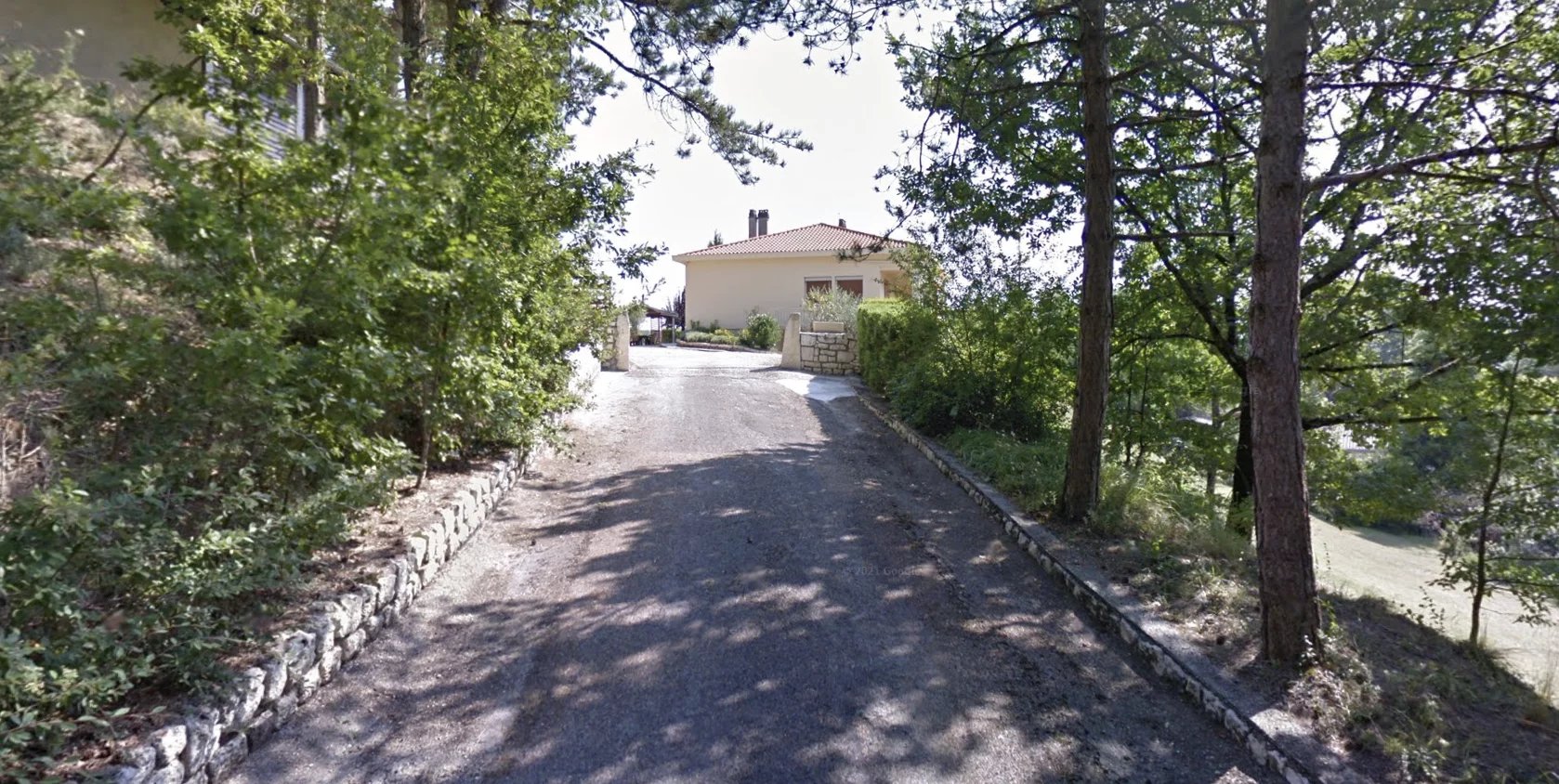 House in Montaigu-de-Quercy - view 1