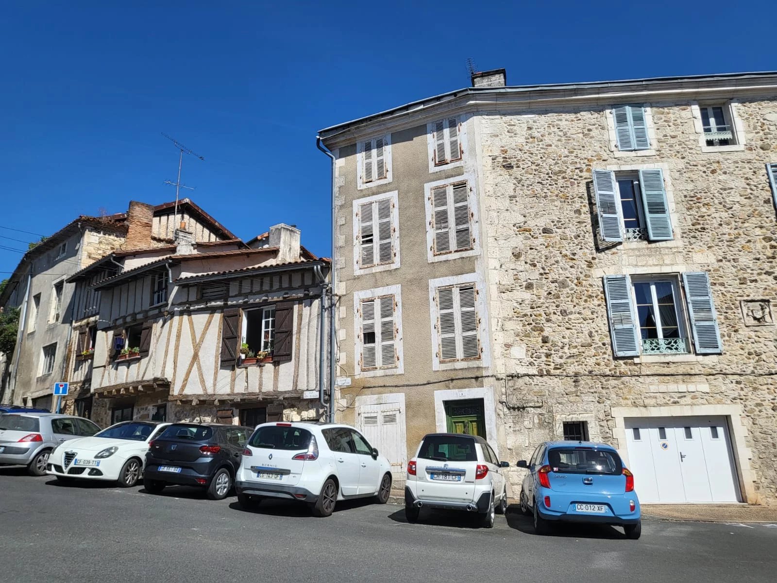 House in Nontron - view 1