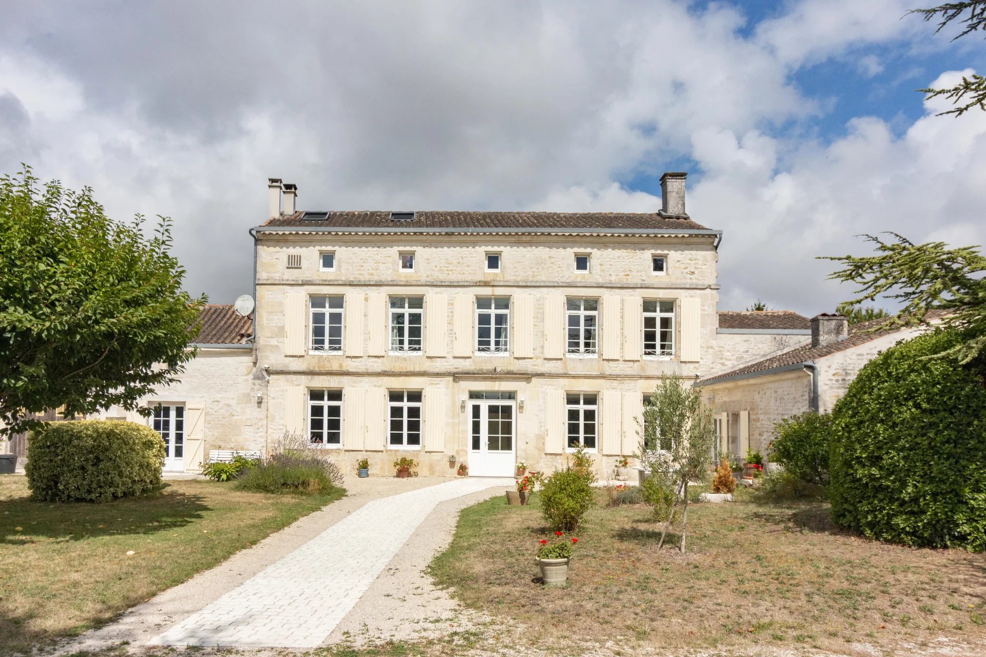 House in Rouillac - view 1