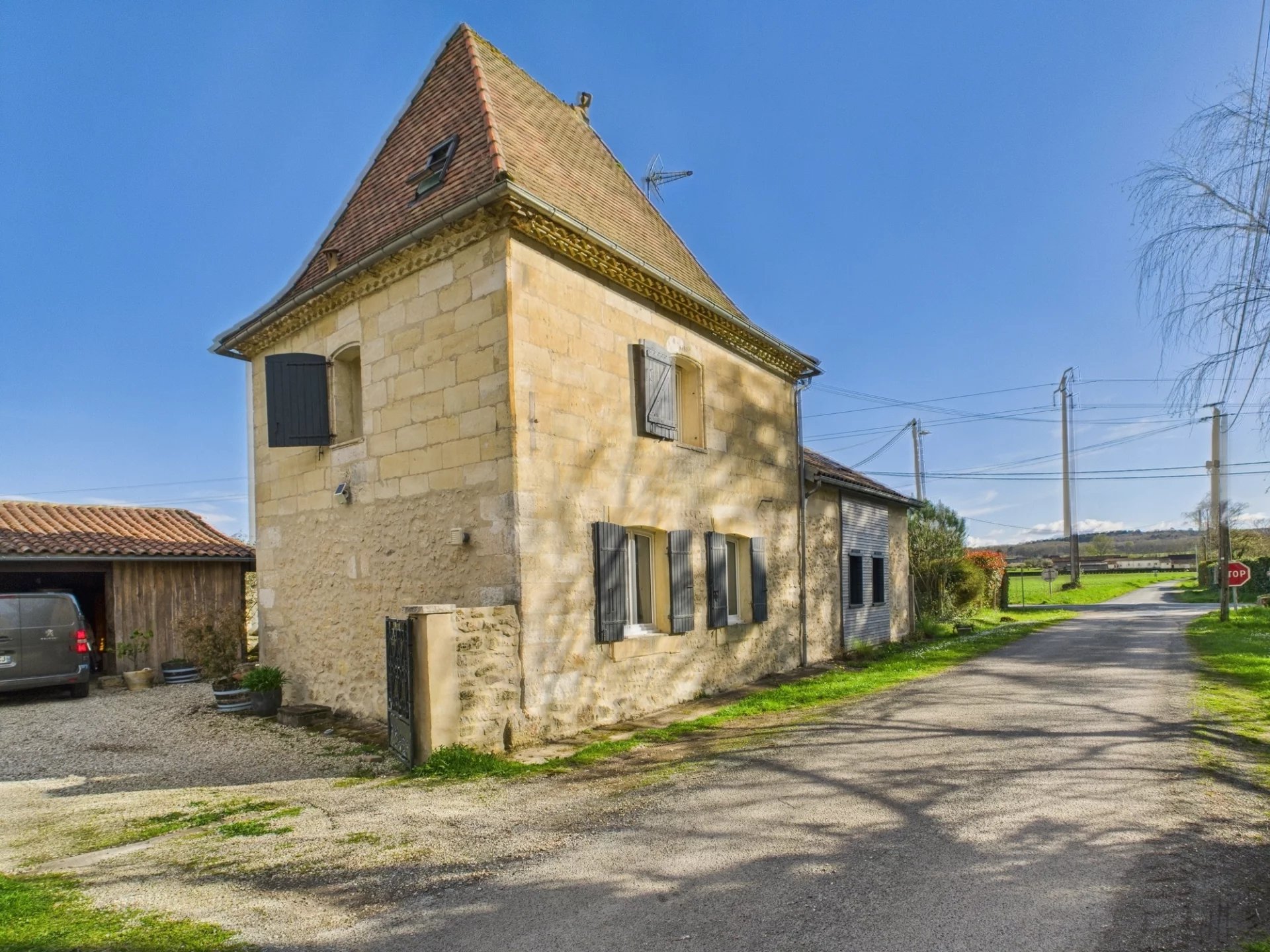 House in Mouleydier - view 1