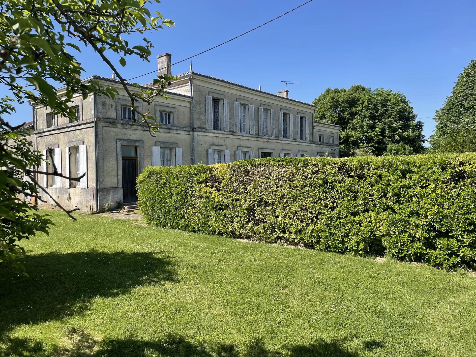 House in Nantille - view 1