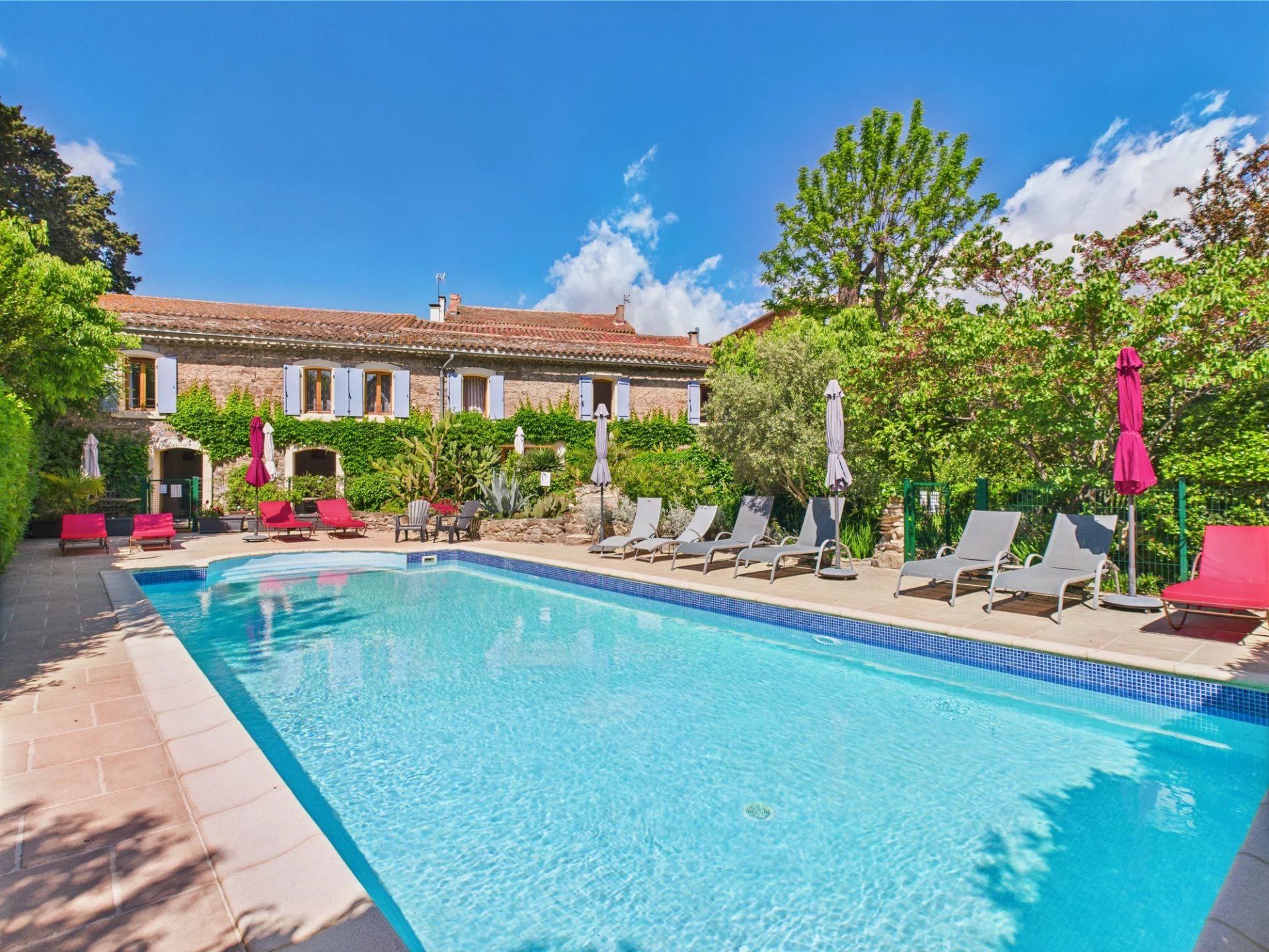 House in Olonzac - view 1