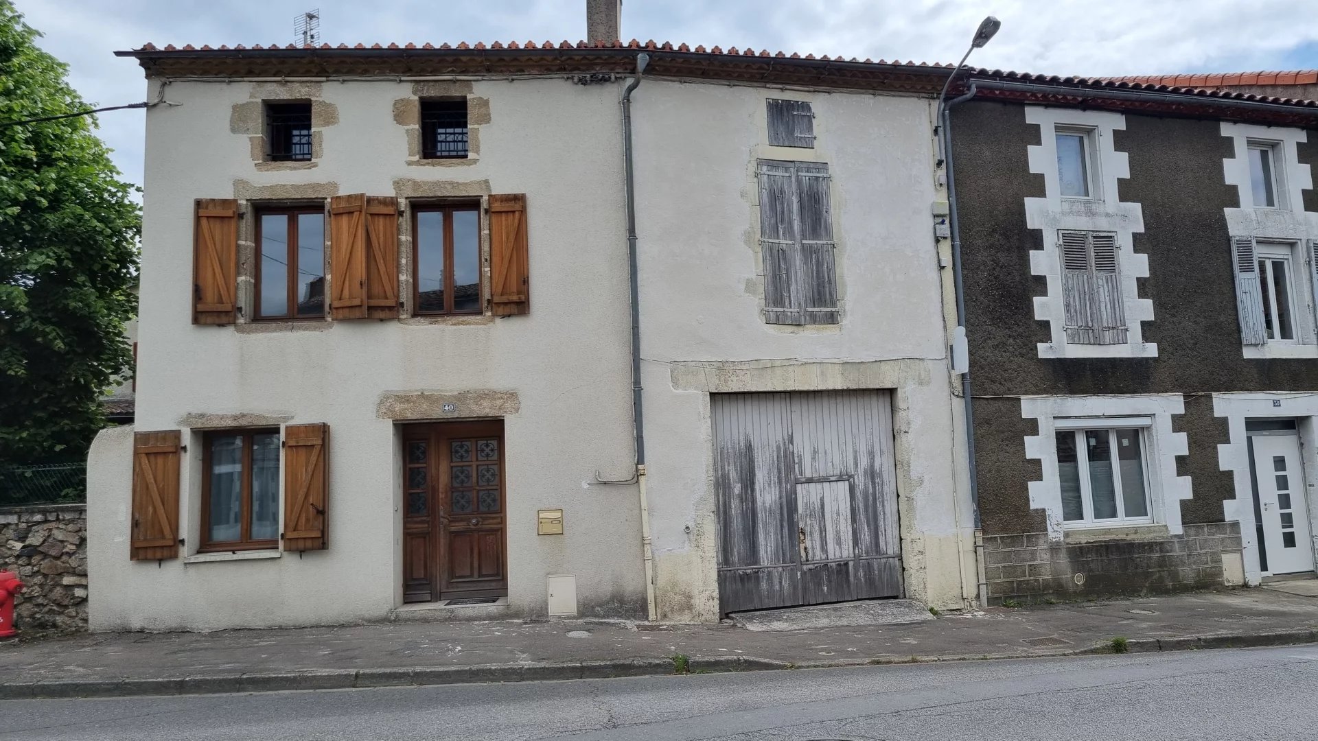 House in Saint-Germain-de-Confolens - view 1