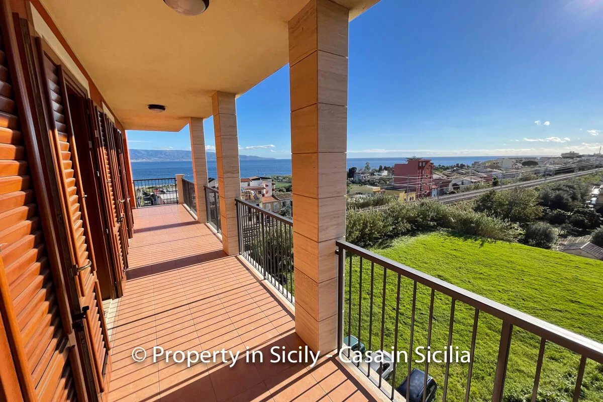 Apartment in Messina - view 1