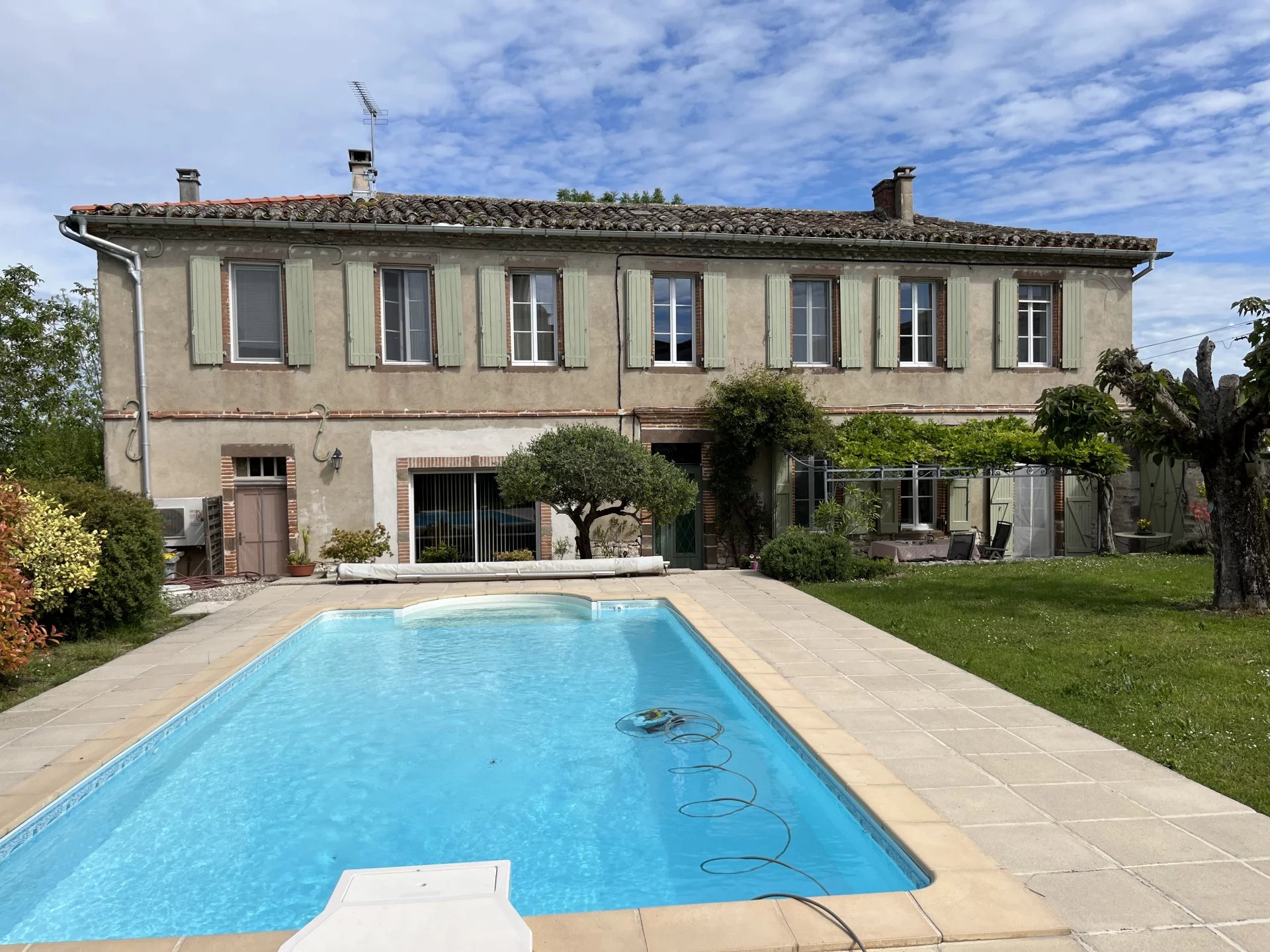 House in Sainte-Croix - view 1