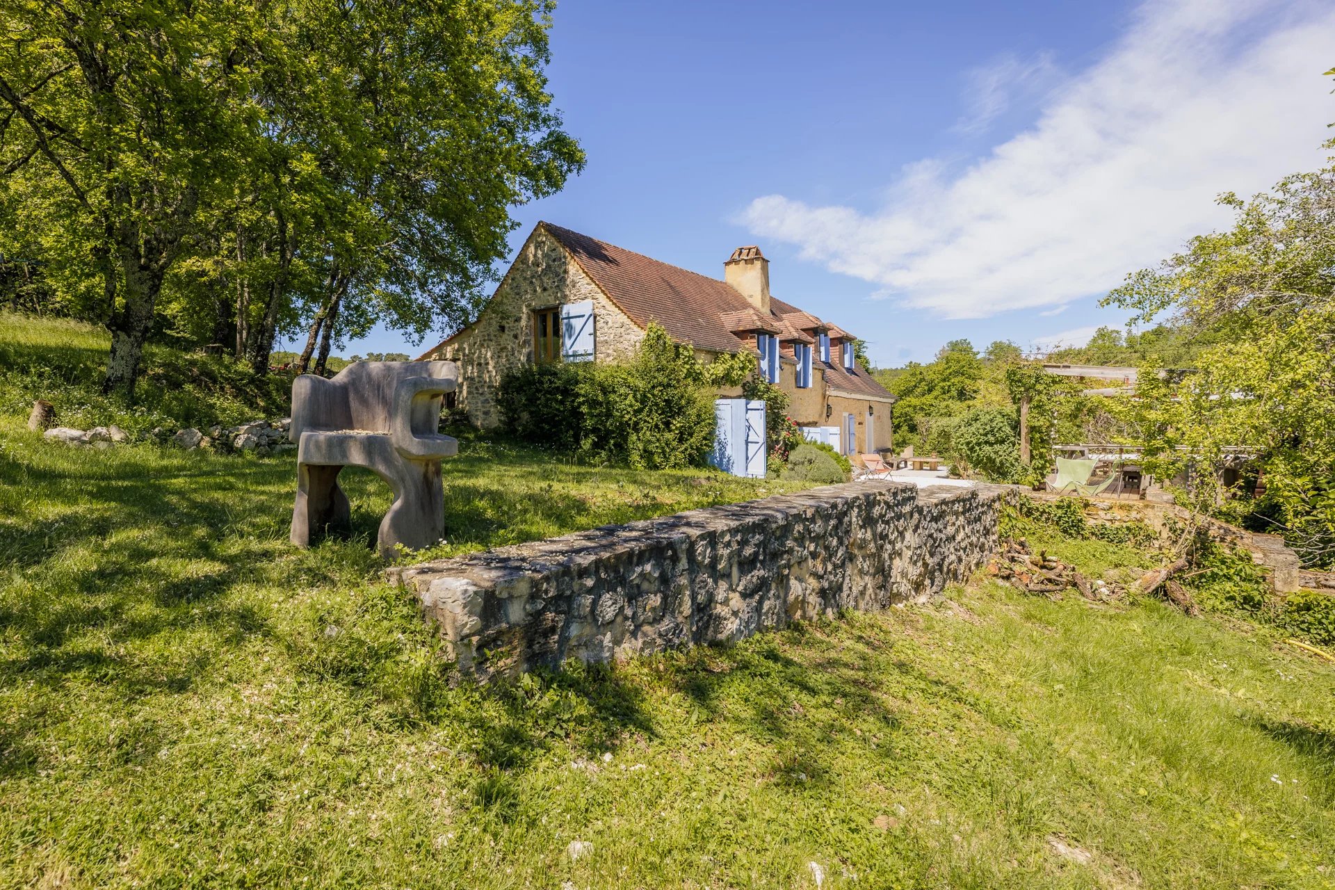 House in Saint-Pompon - view 1