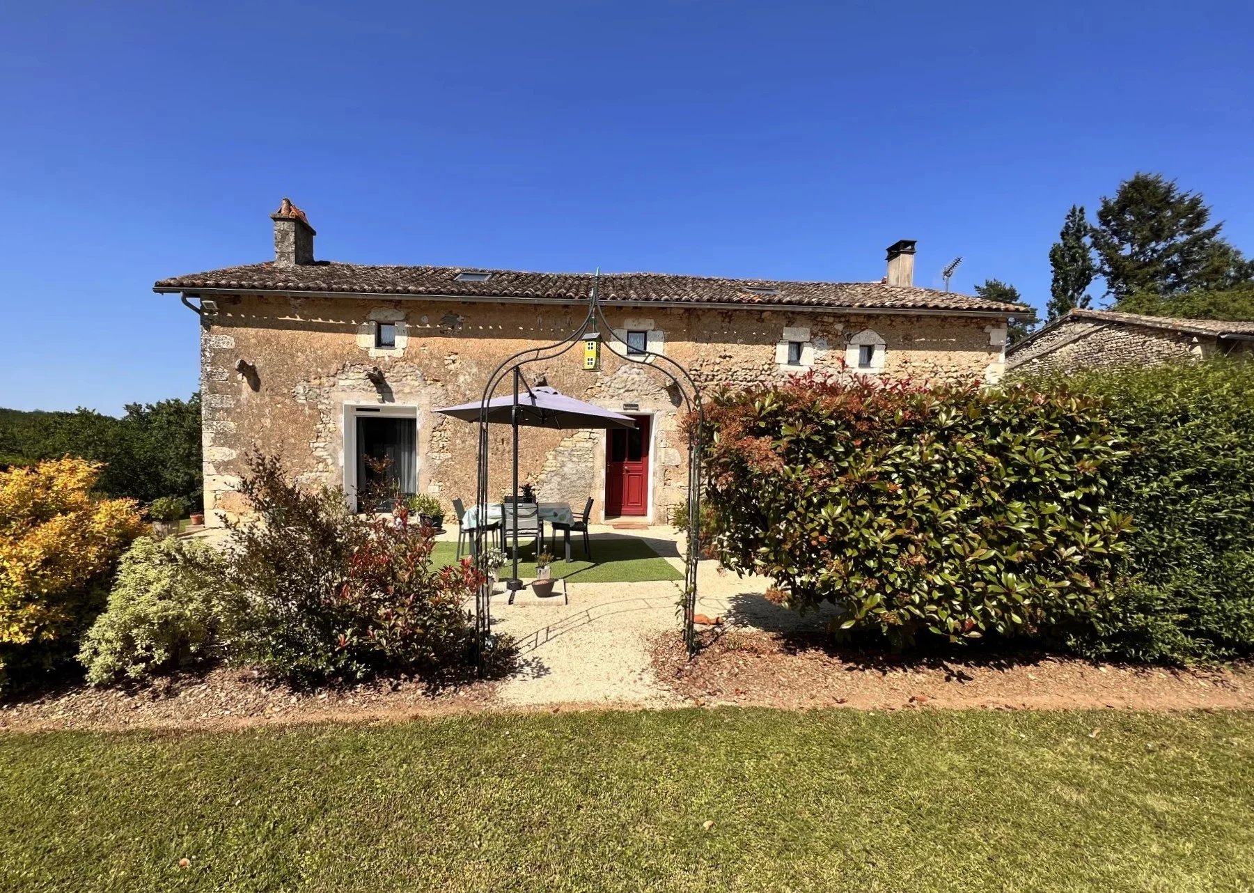 House in Brux - view 1