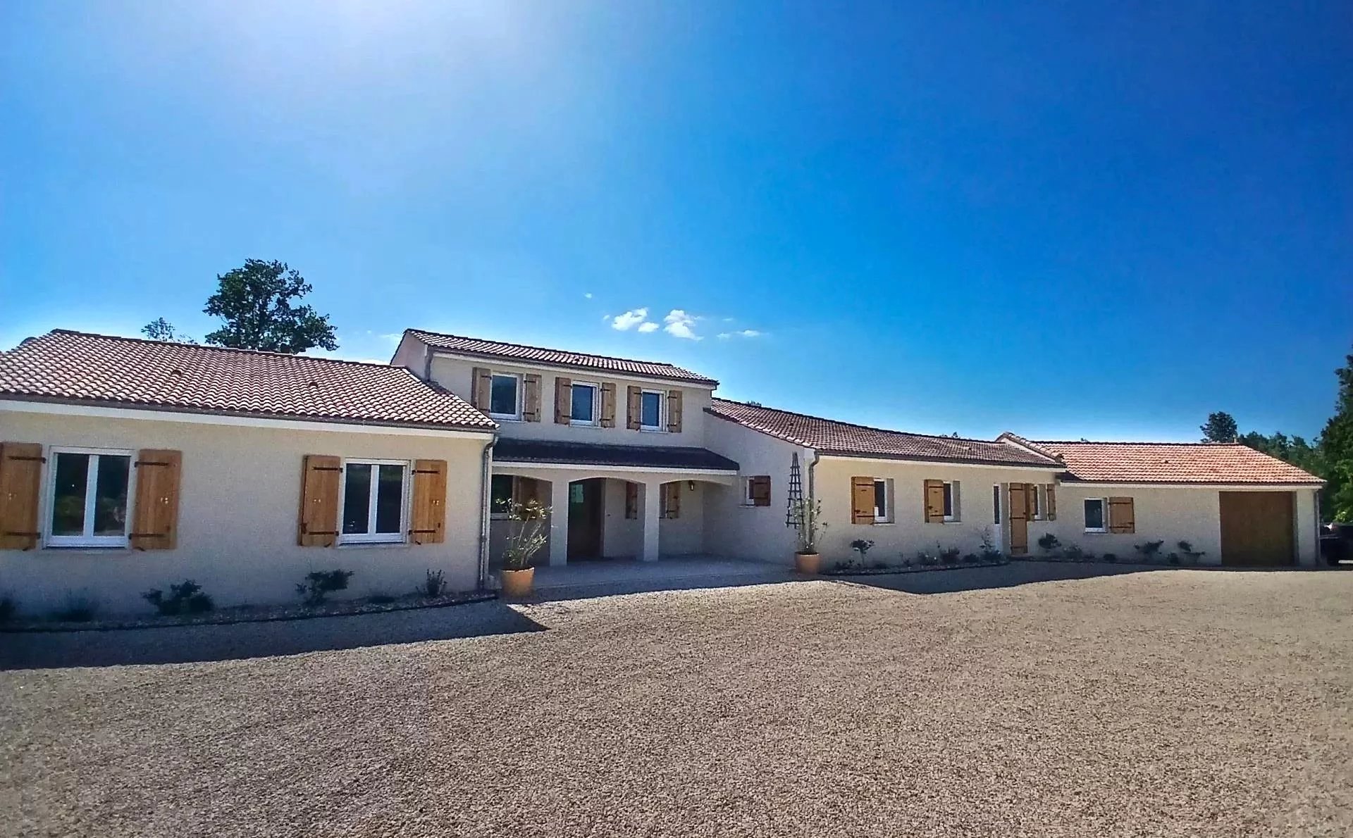House in Sainte-Severe - view 1