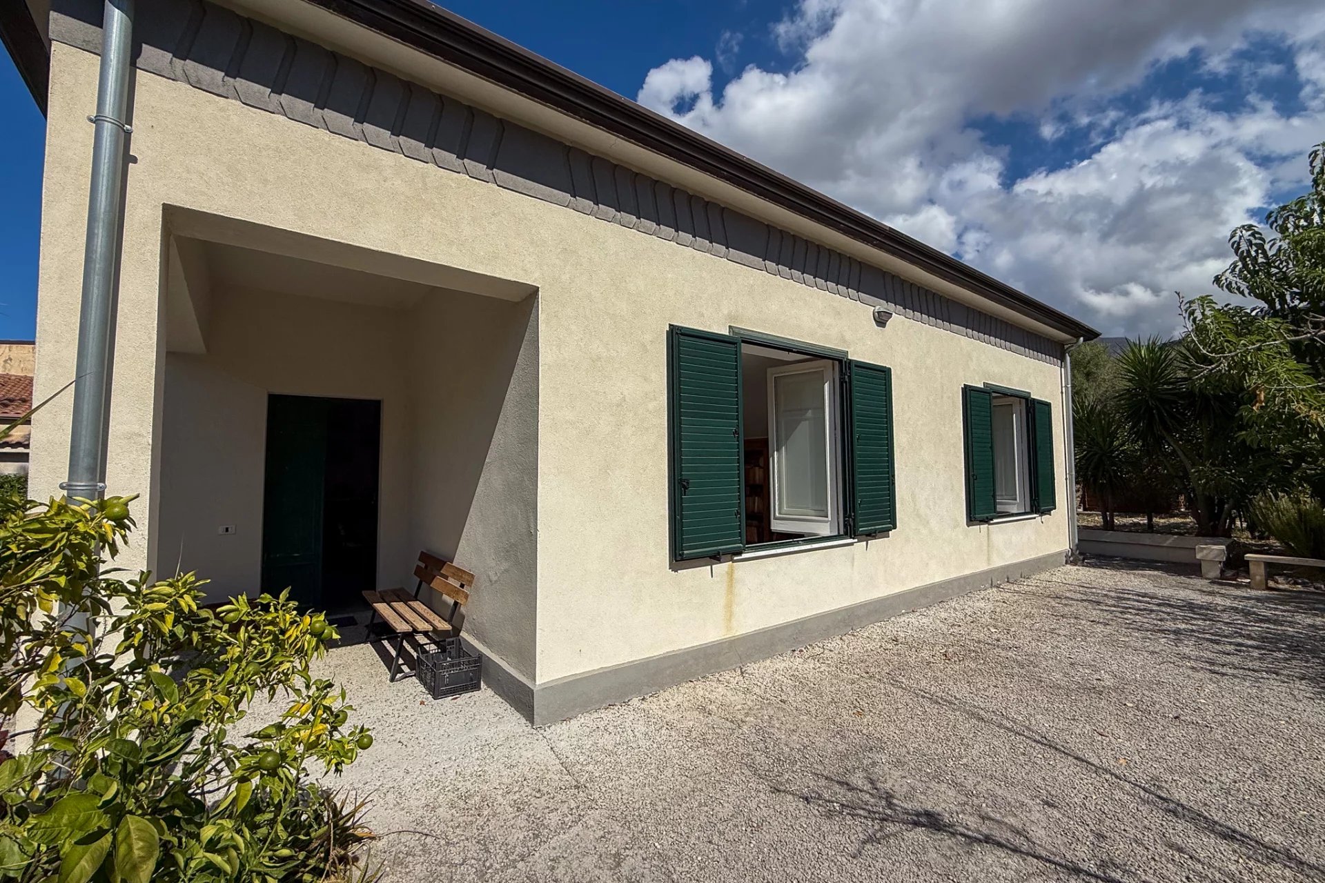 House in Scillato - view 1