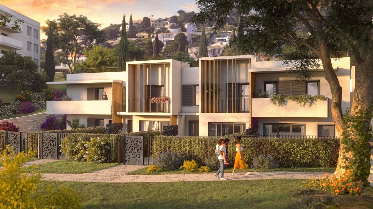 Villa in Vallauris - view 1