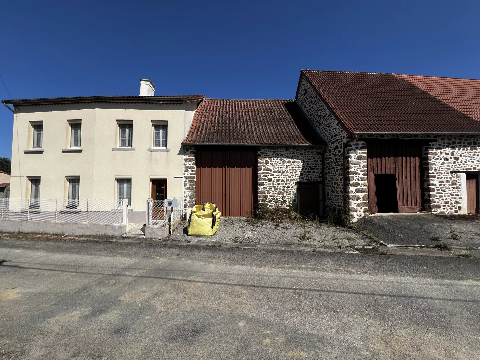 House in Magnac-Laval - view 1