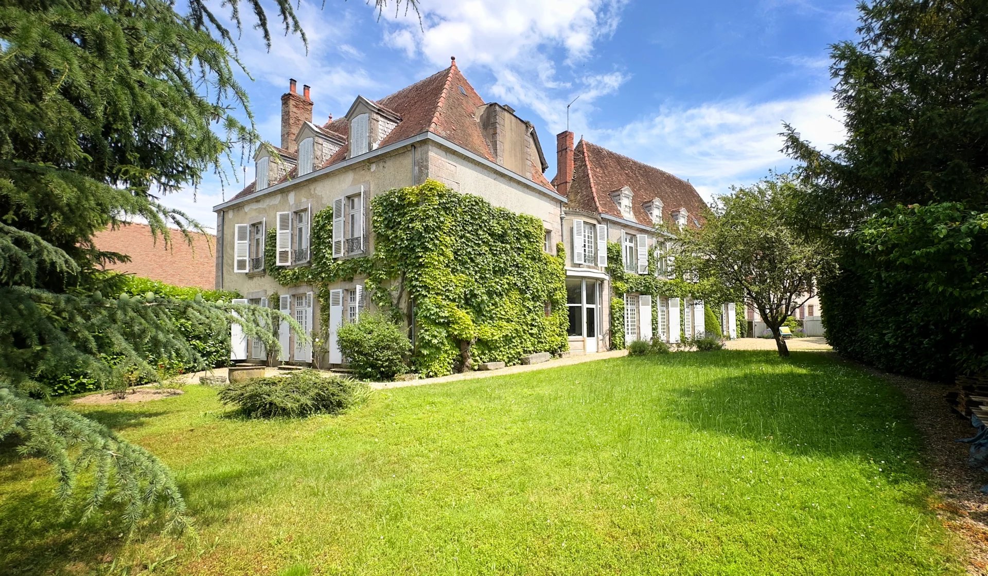 House in Boussac - view 1
