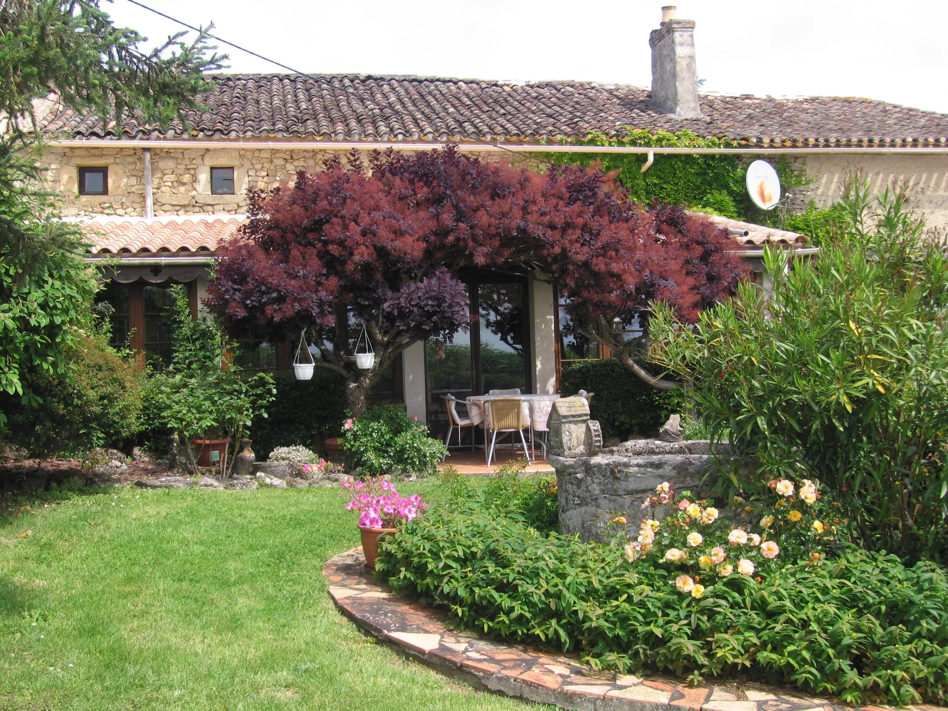House in Monsegur - view 1