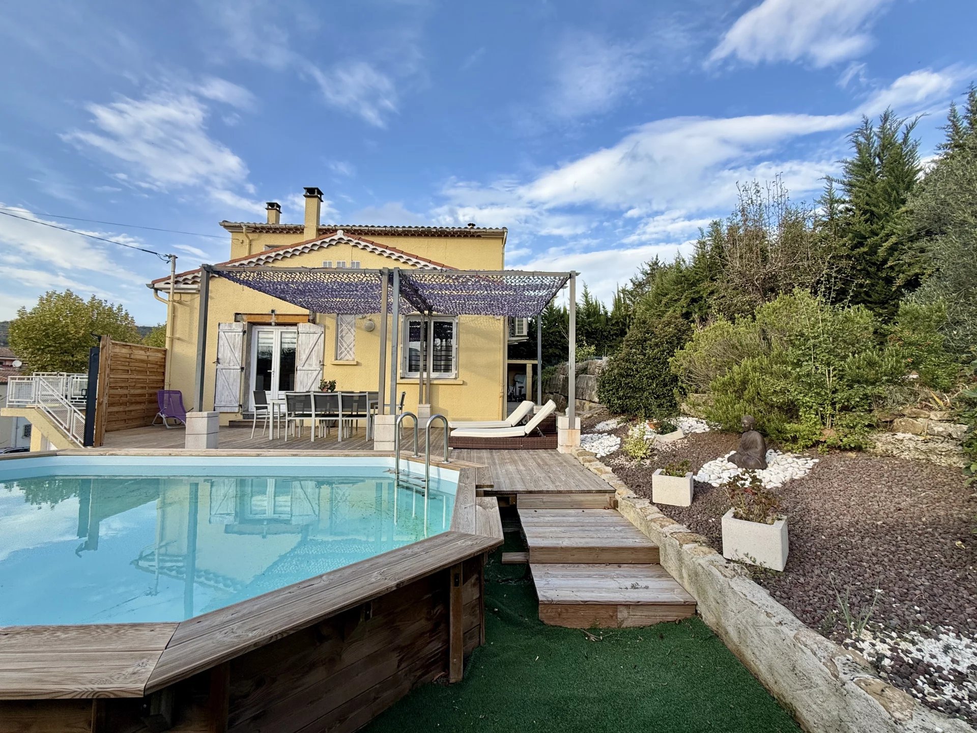 House in Esperaza - view 1