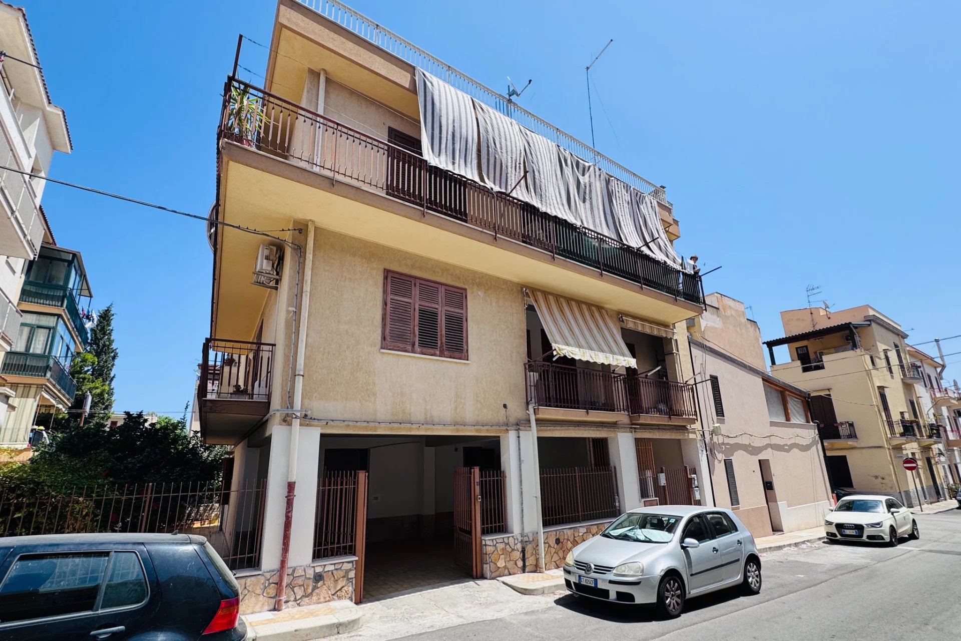 Apartment in Santa Flavia - view 1