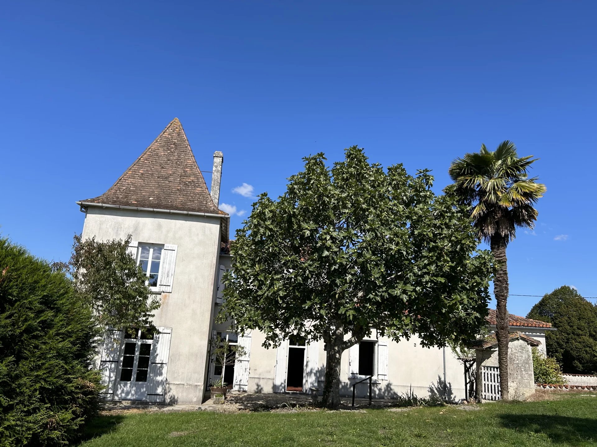 House in Curac - view 1