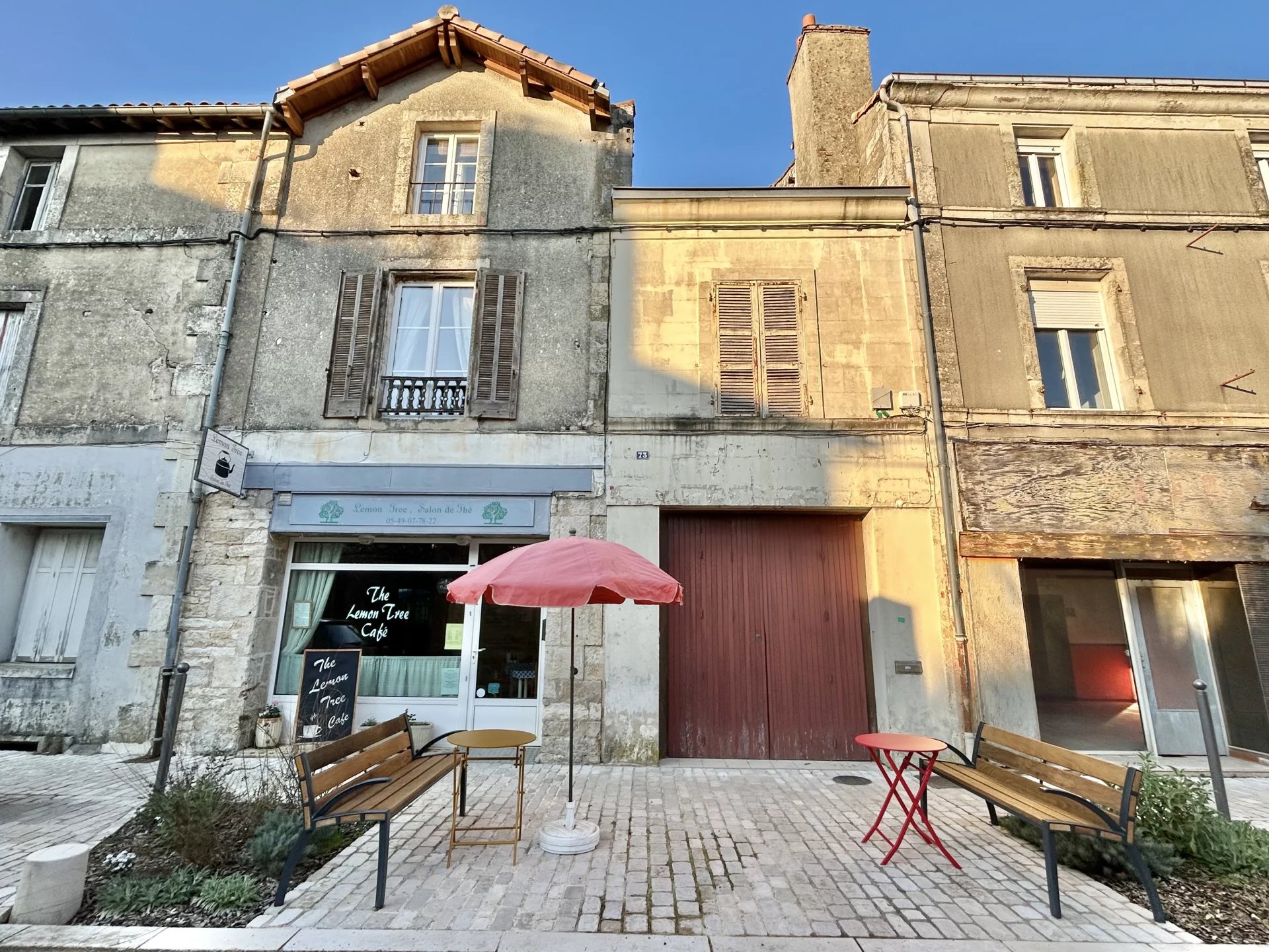 House in Sauze-Vaussais - view 1