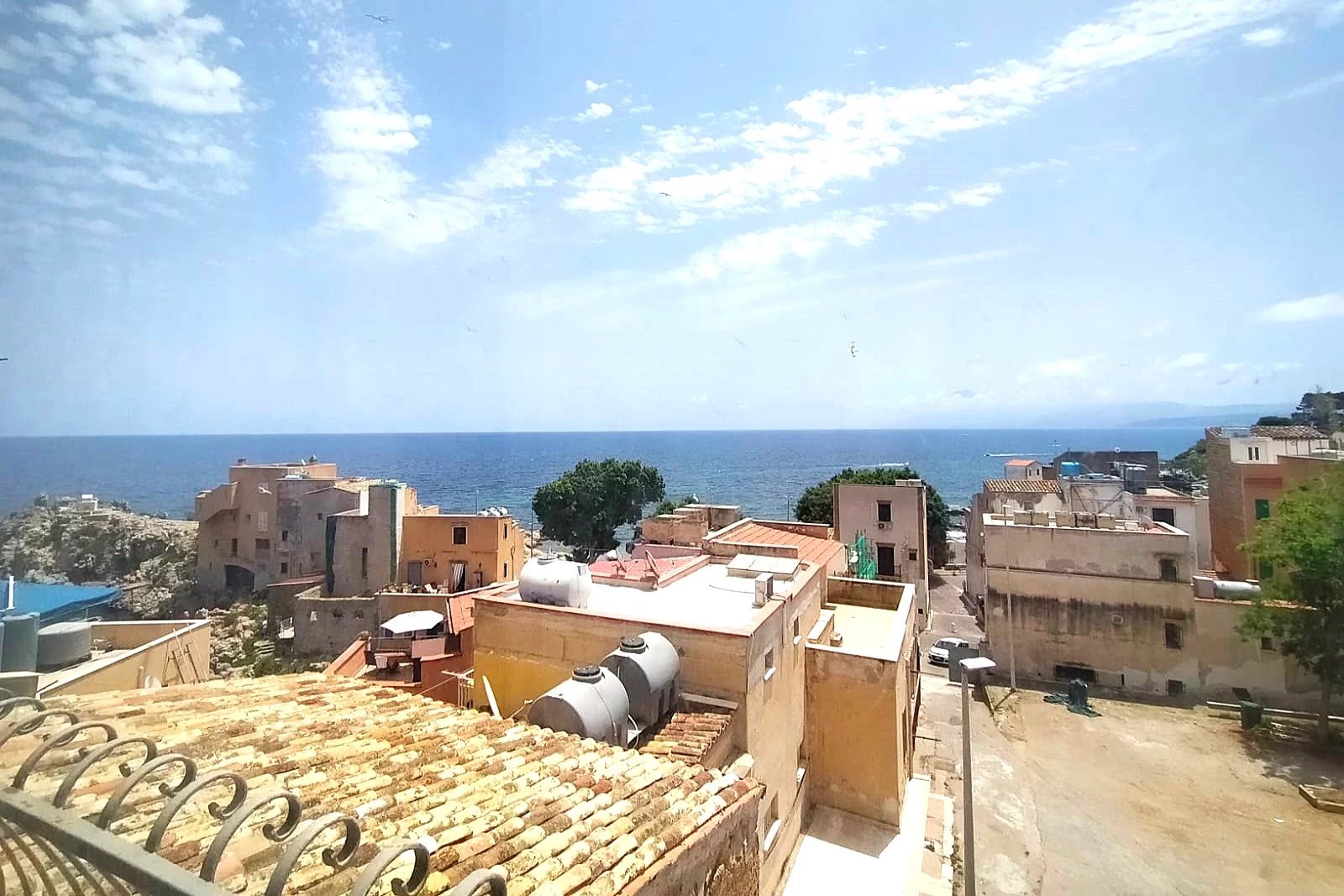 Apartment in Santa Flavia - view 1