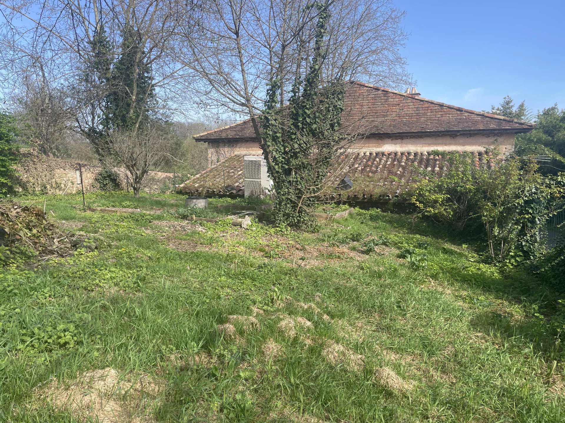 House in Villereal - view 1
