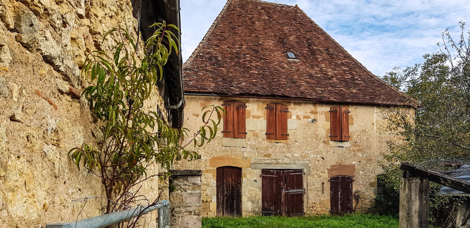 House in Beaulieu-sur-Dordogne - view 1
