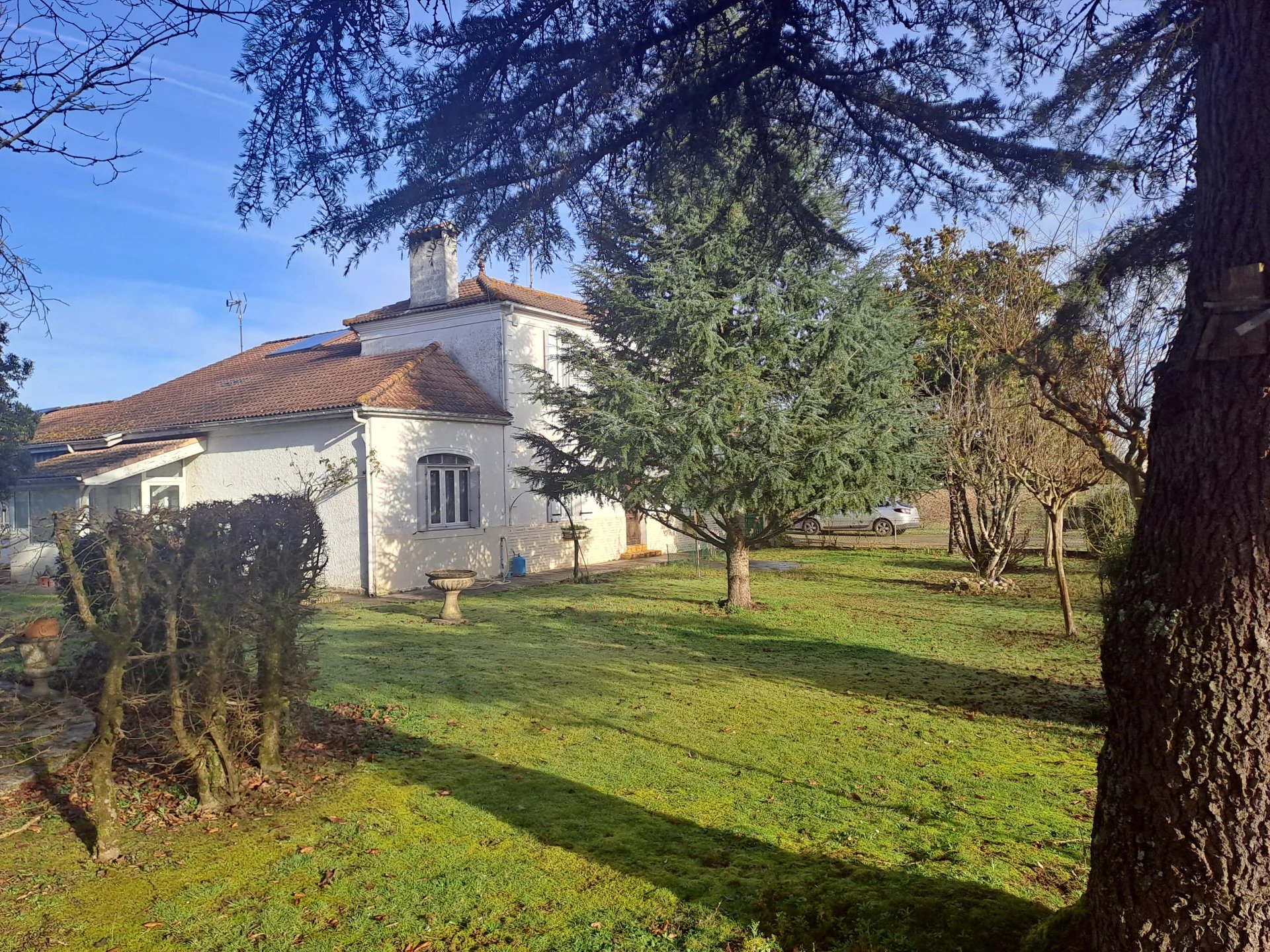 House in Meilhan-sur-Garonne - view 1