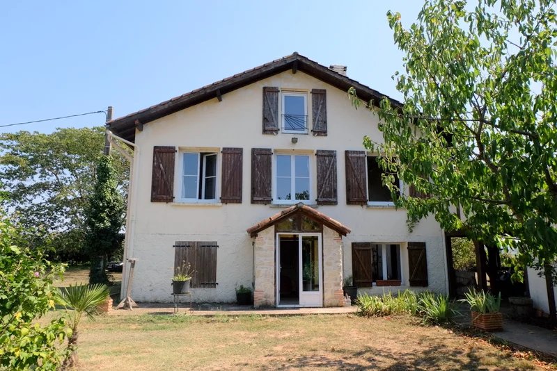 House in Clairac - view 1