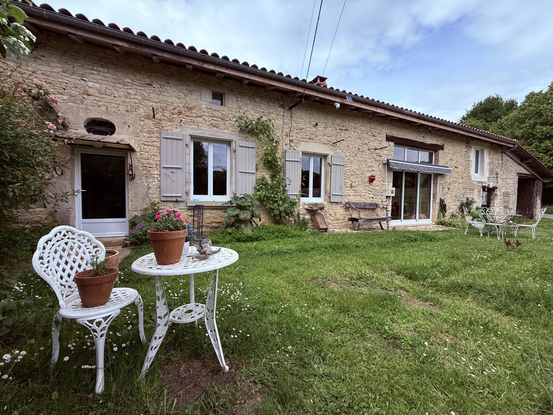 House in Benest - view 1