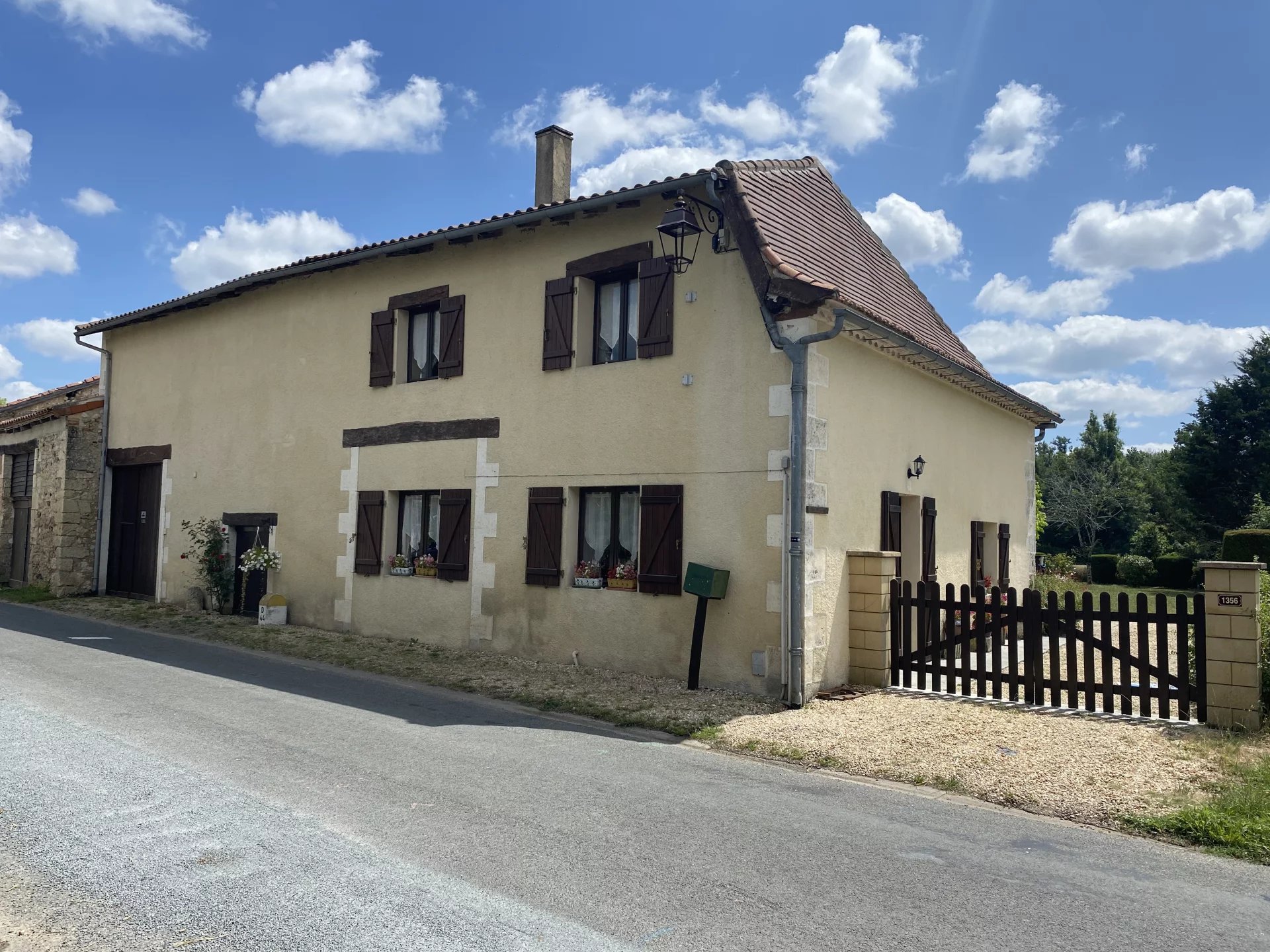 House in Dordogne - view 1