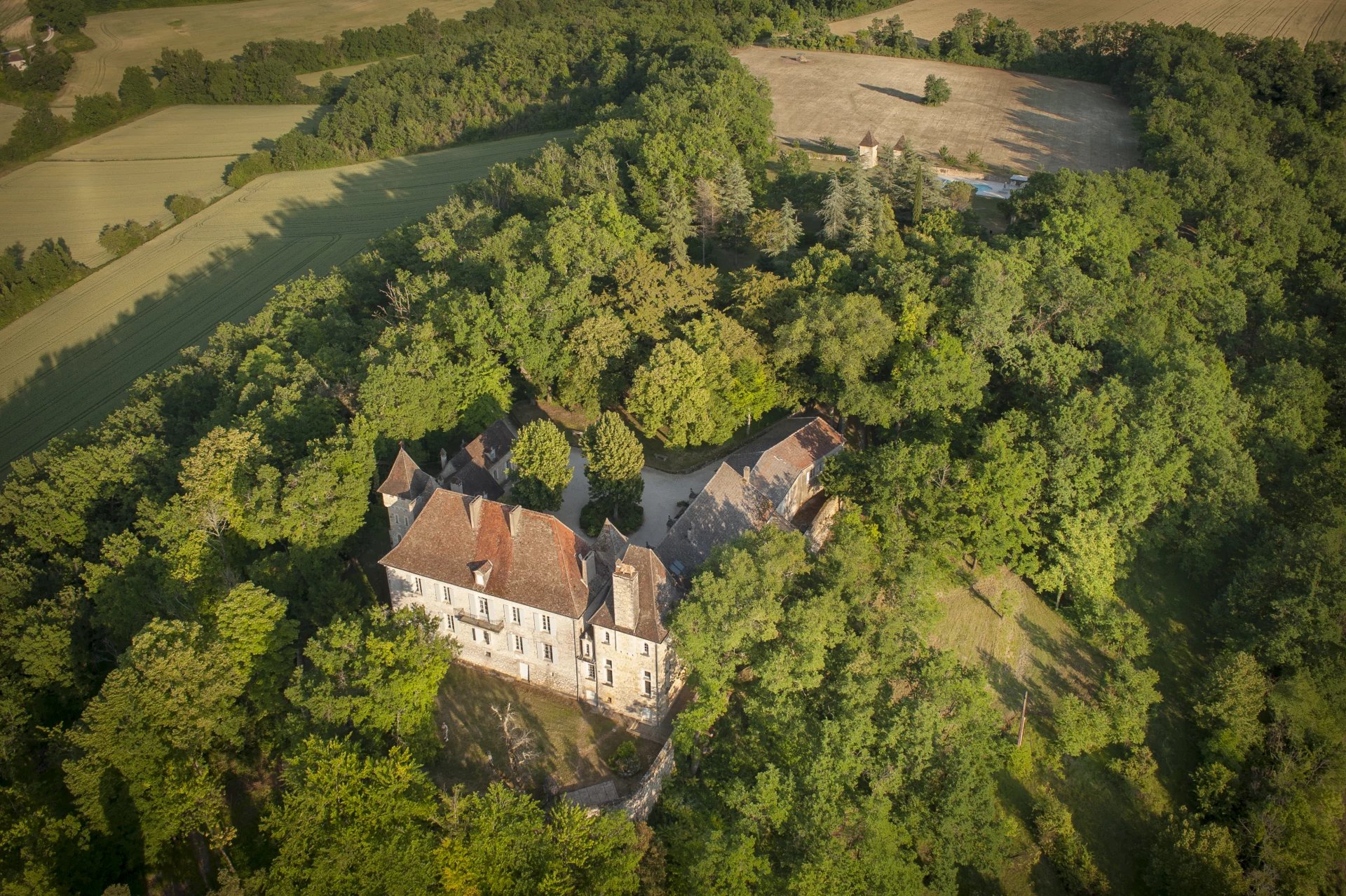 House in Monflanquin - view 1