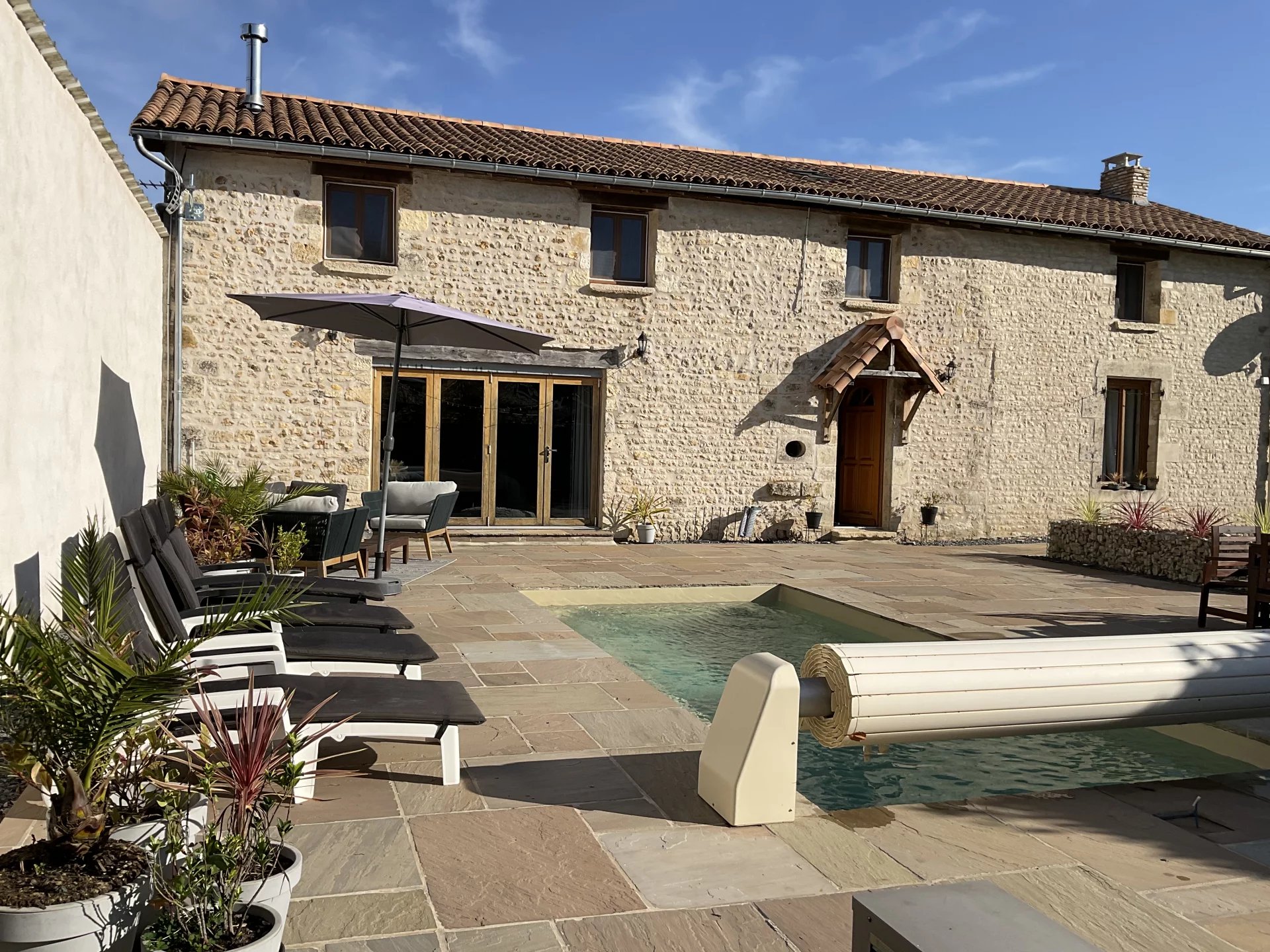 House in Alloinay - view 1