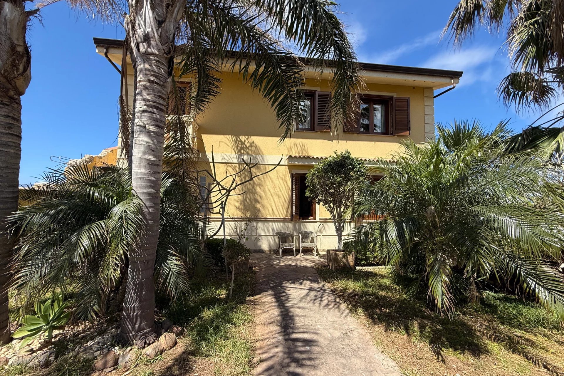 Villa in Bagheria - view 1