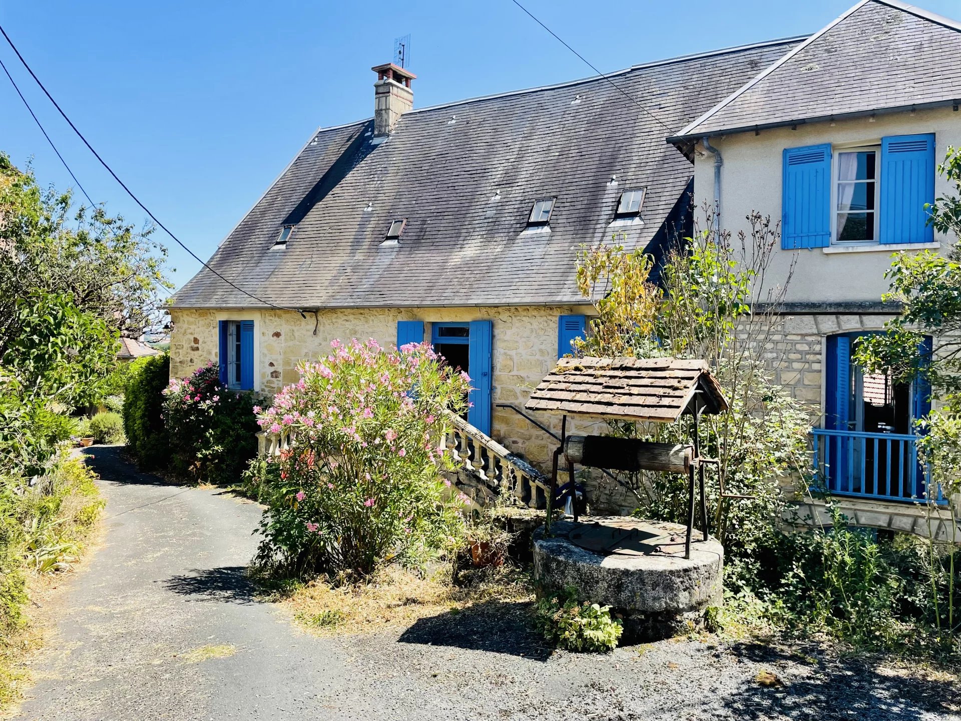 House in Hautefort - view 1
