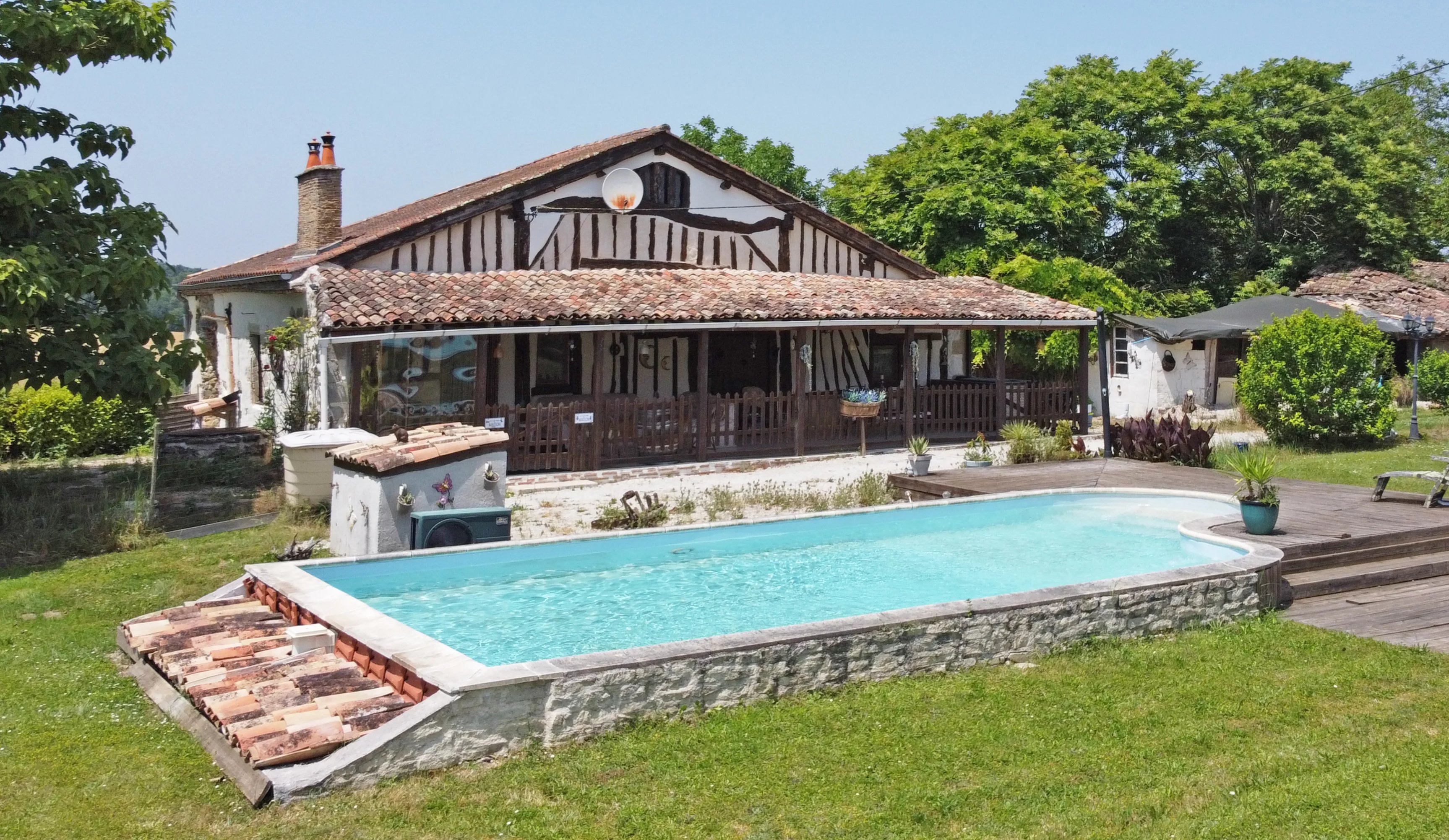 House in Lauzun - view 1