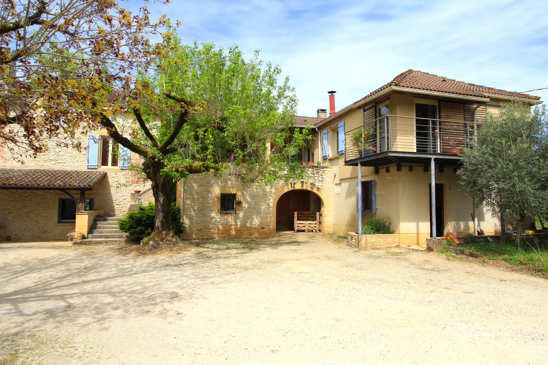 House in Prayssac - view 1