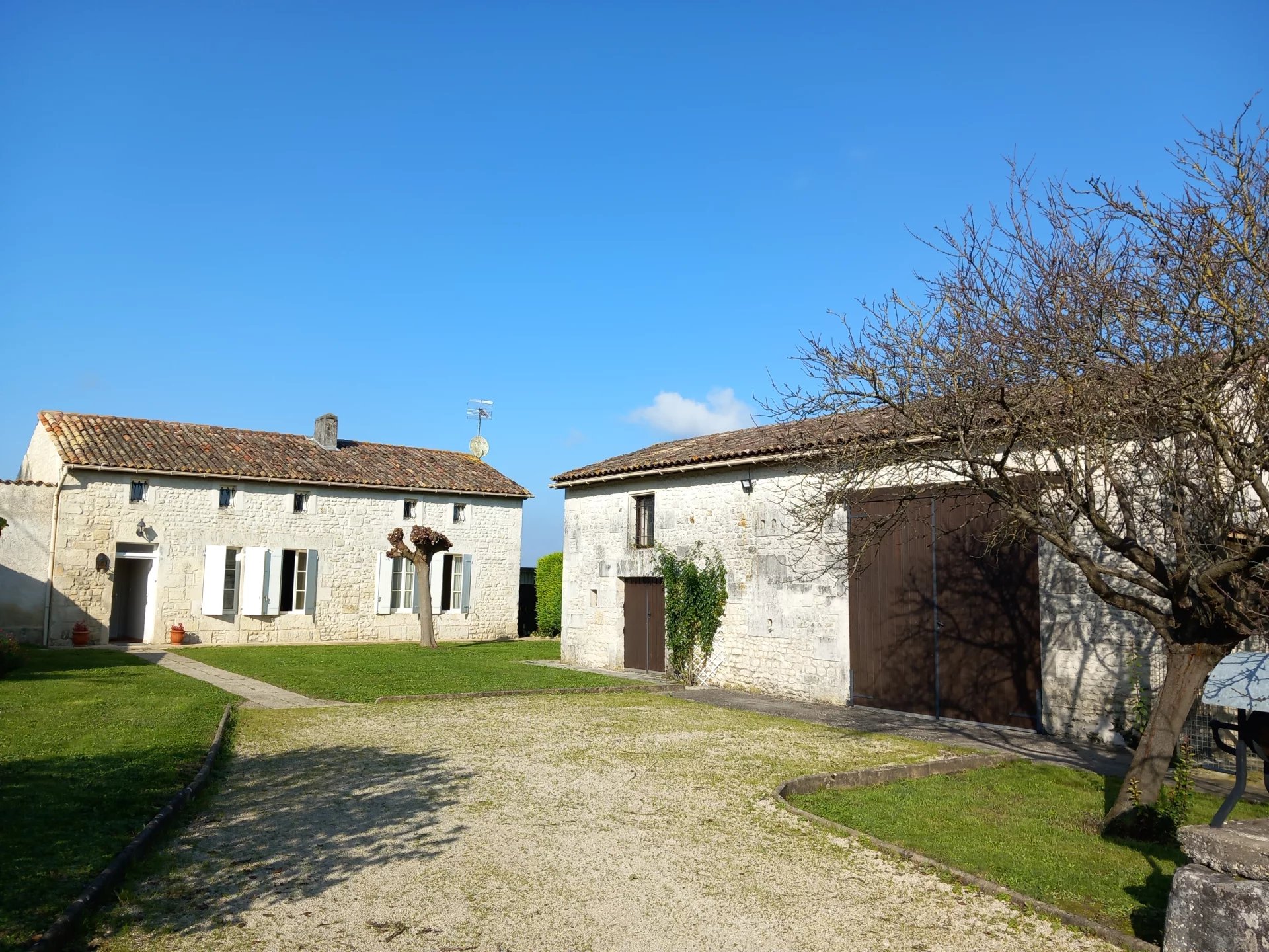 House in Saint-Germain-de-Lusignan - view 1