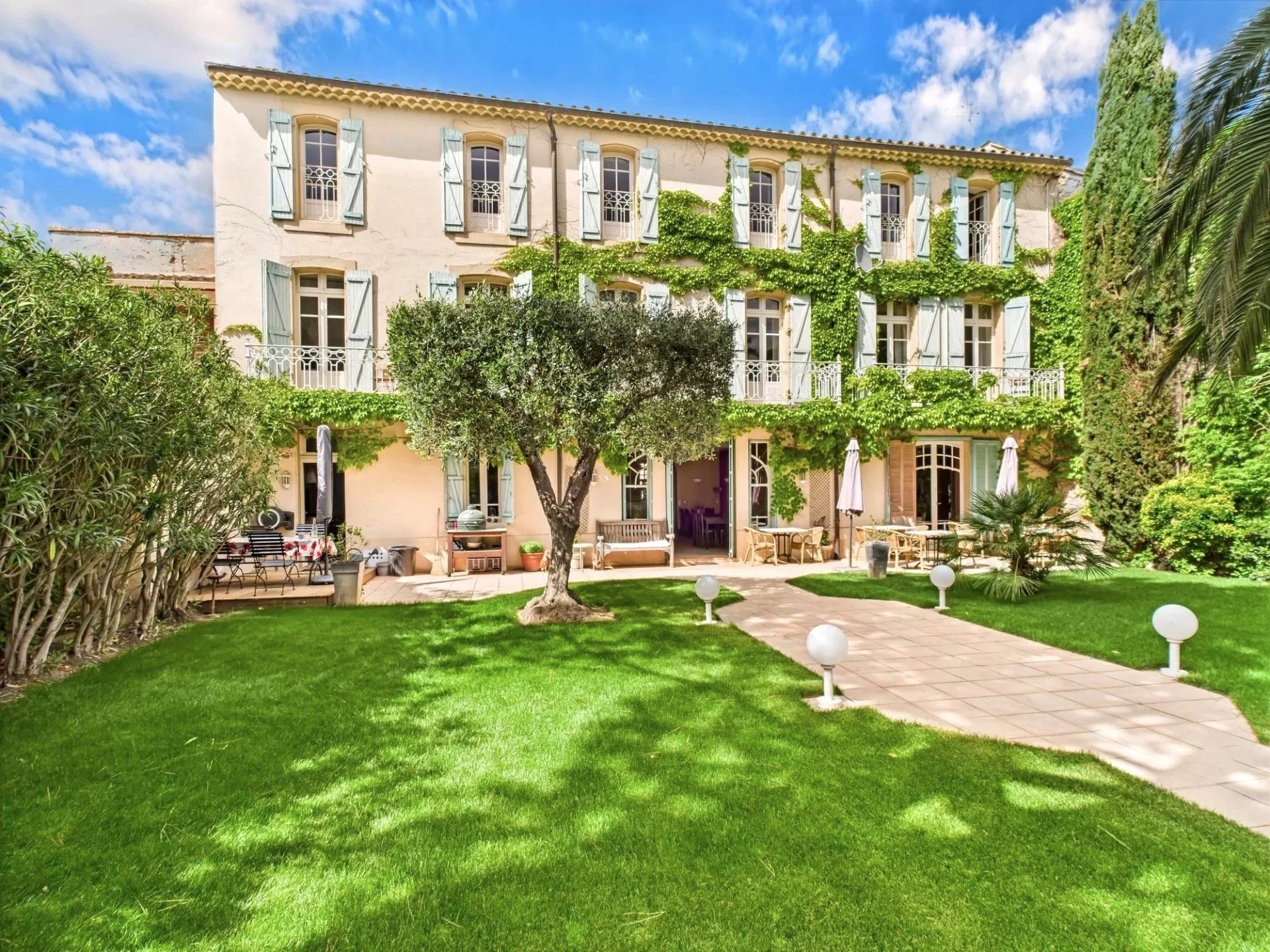 House in Lezignan-Corbieres - view 1